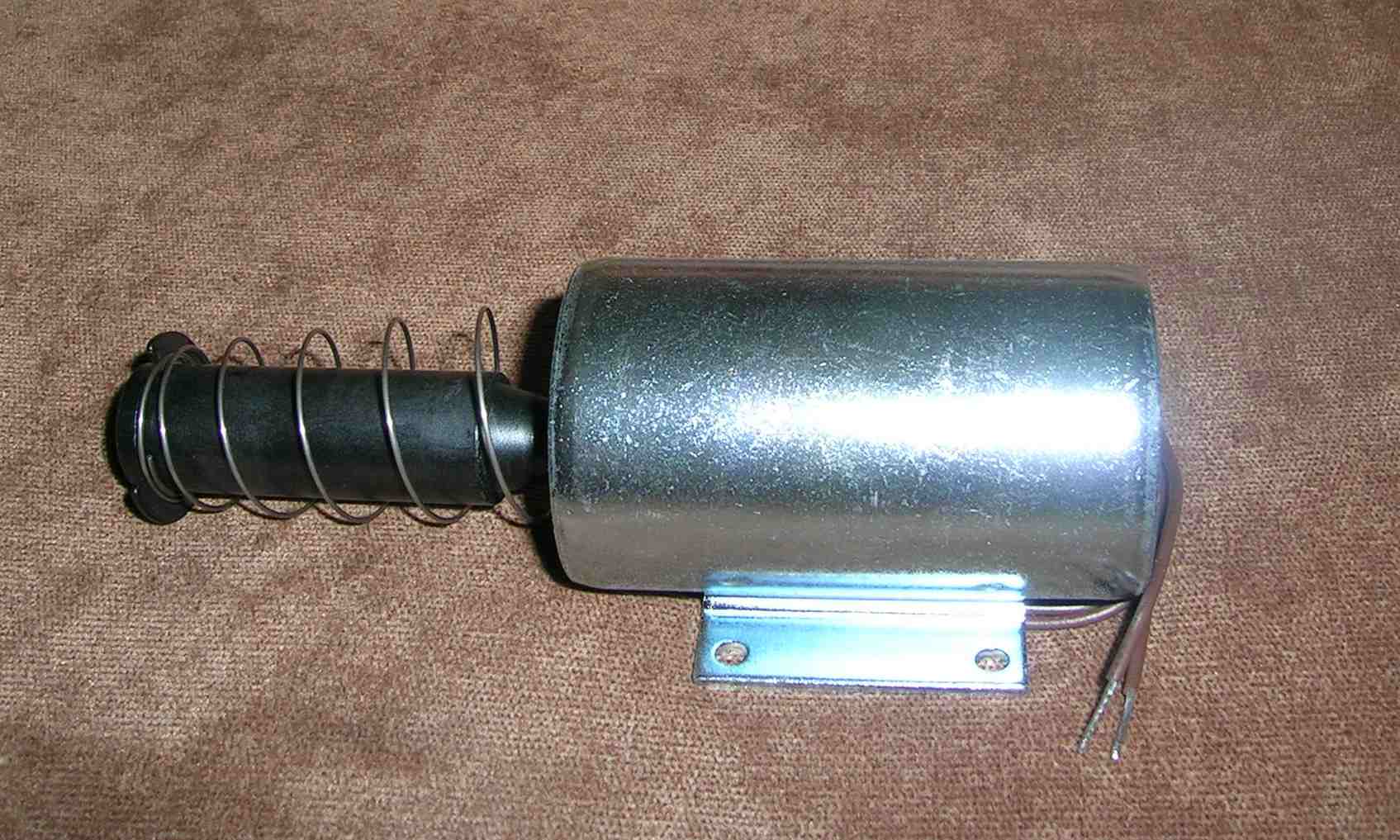 Elektromagnes Pchający 24V 0.4-6kg ze sprężyną Symbol ITS-LZ-3869-D-24VDC