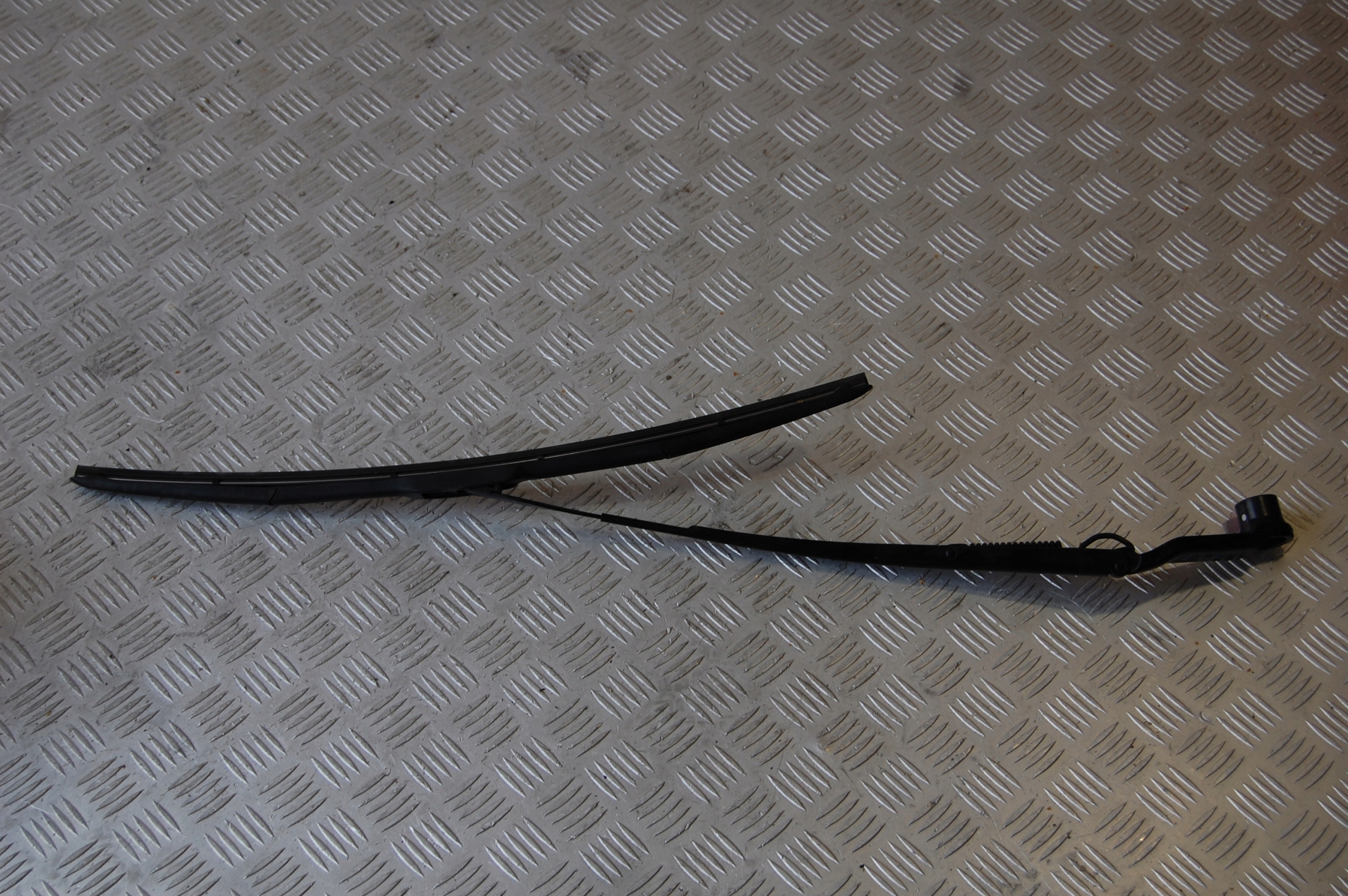 wiper arm left MAZDA 6 VI GJ LIFT