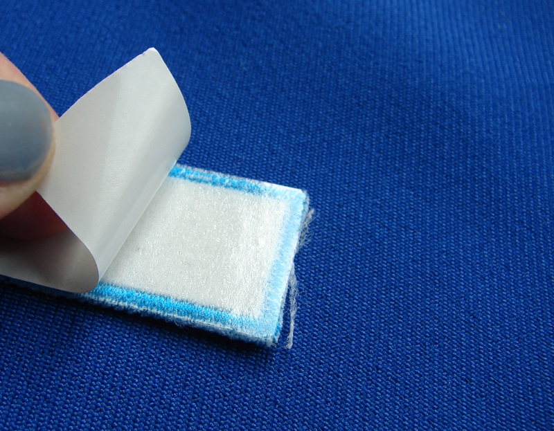 Termofolia do przyklejania plakietek haft 50 cm 60 Marka inny