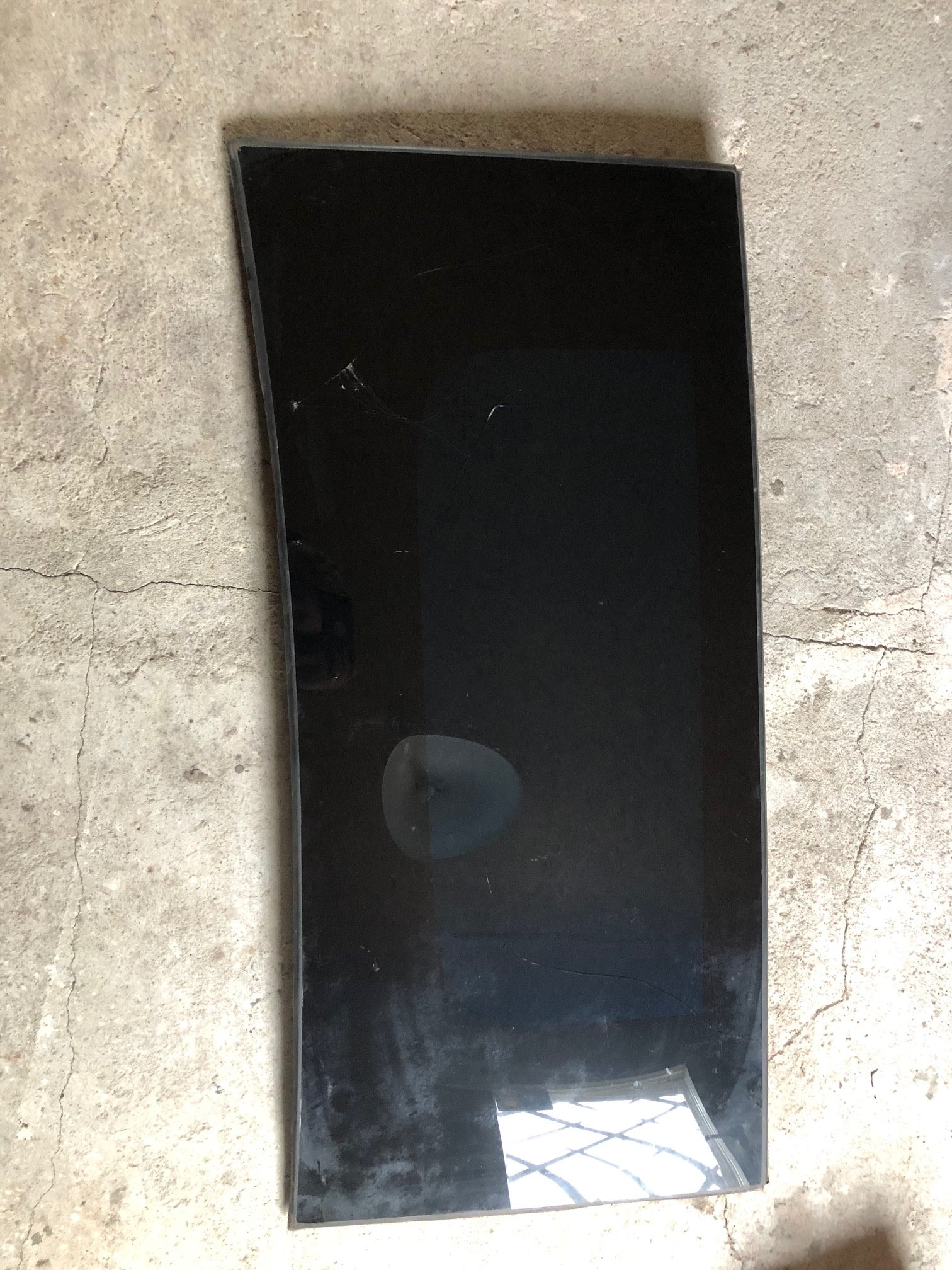 Tesla Model X Door glass, задняя левая 1034902-00-J