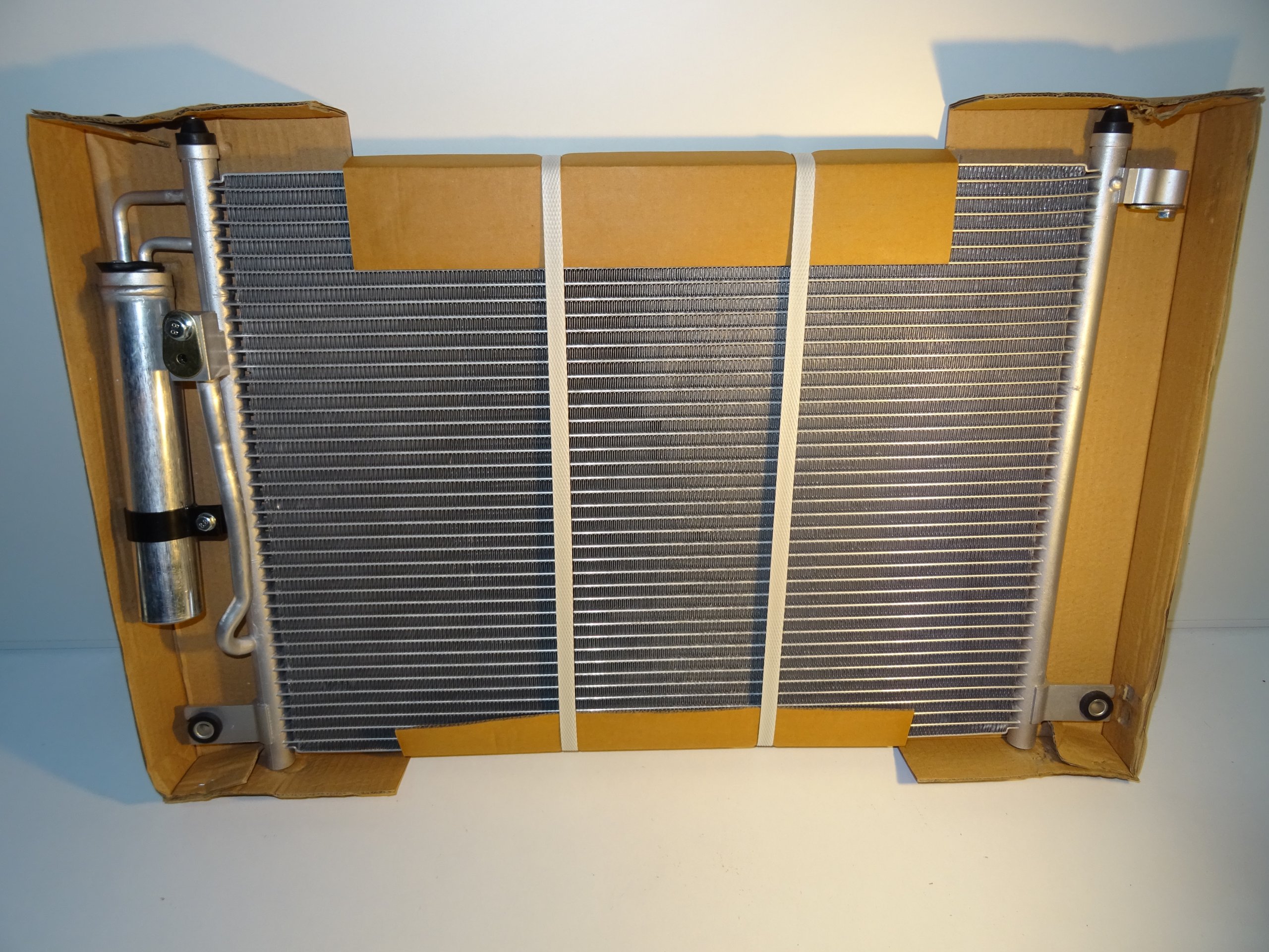 CHŁODNICA KLIM. CHEVROLET AVEO DAEWOO KALOS NOWA ! EAN (GTIN) 5317514108807