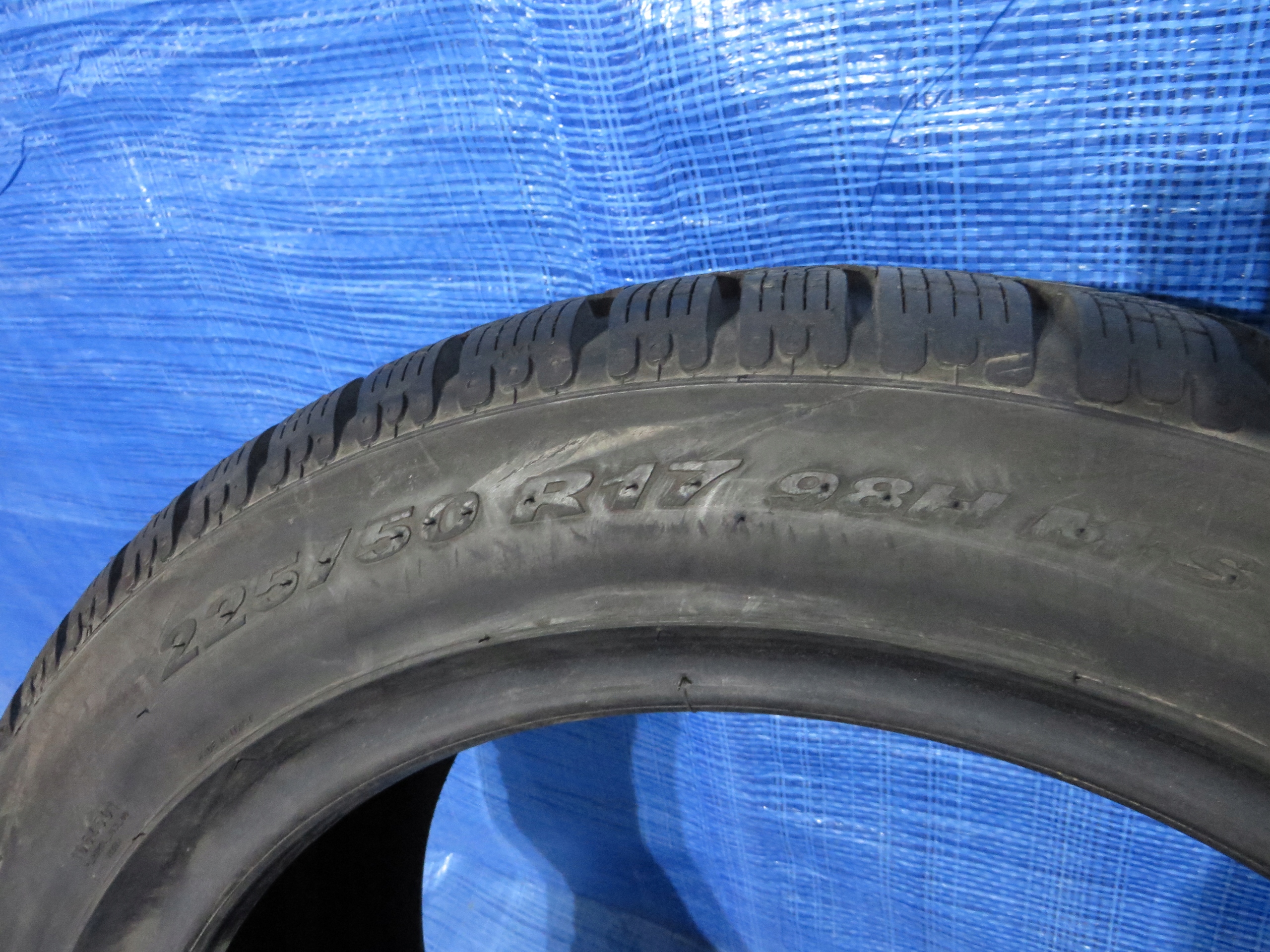 PIRELLI SOTTOZERO WINTER 210 225/50/17 8,5MM Marka Pirelli