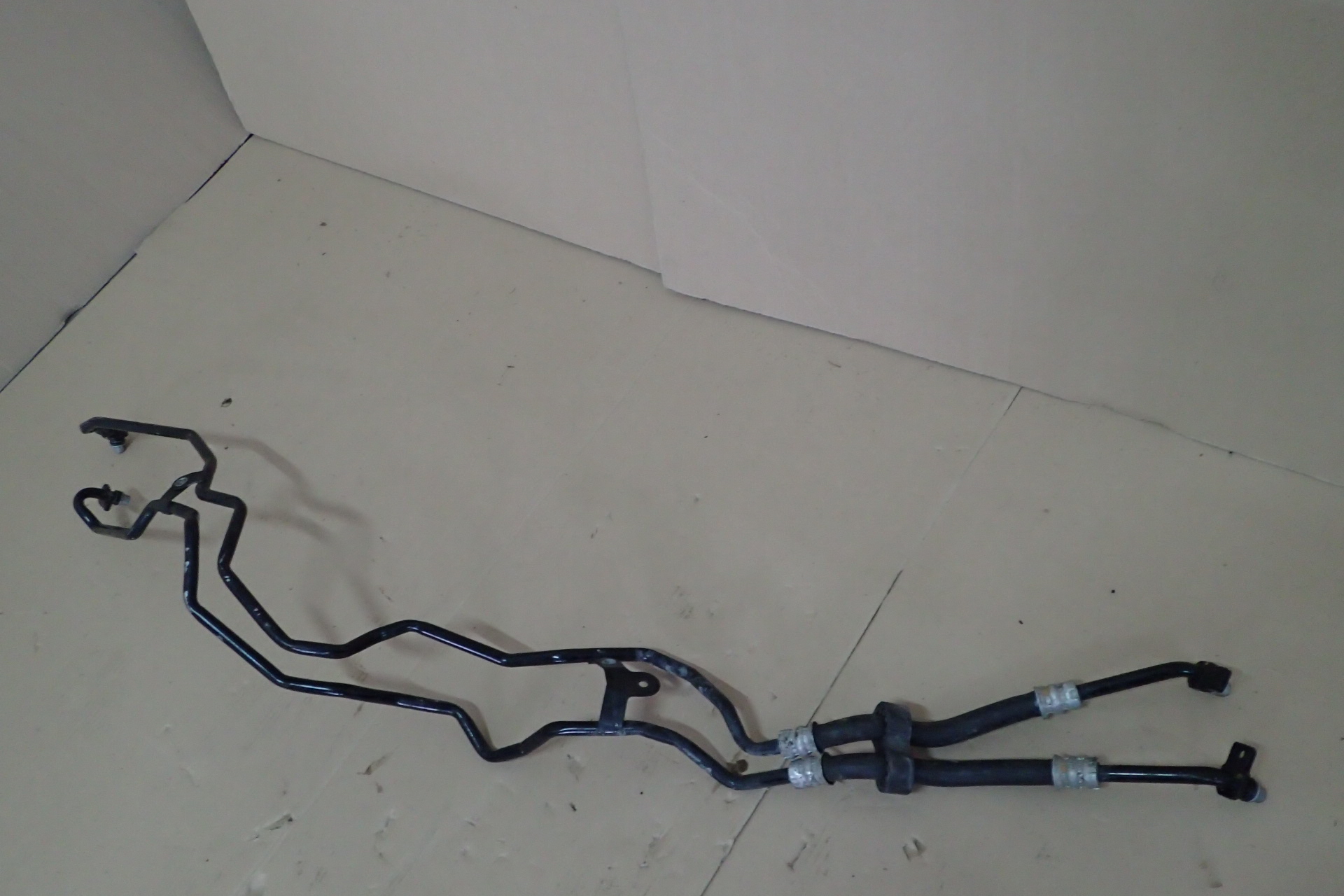 AUDI R8 4S масляні трубки