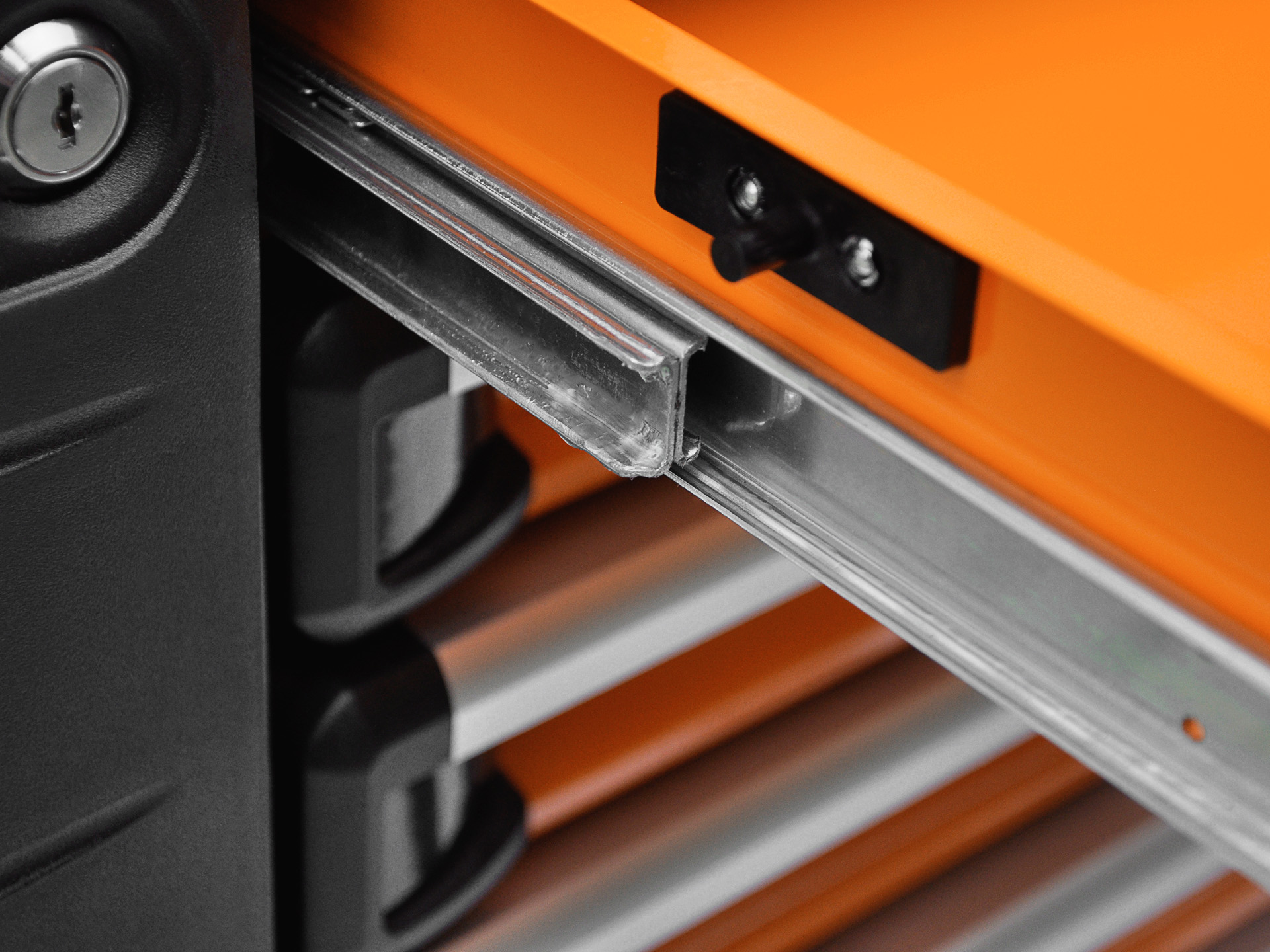 SZAFKA NARZEDZIOWA RICHMANN WOZEK 7 SZUFLAD 313 Accessories Included Yes