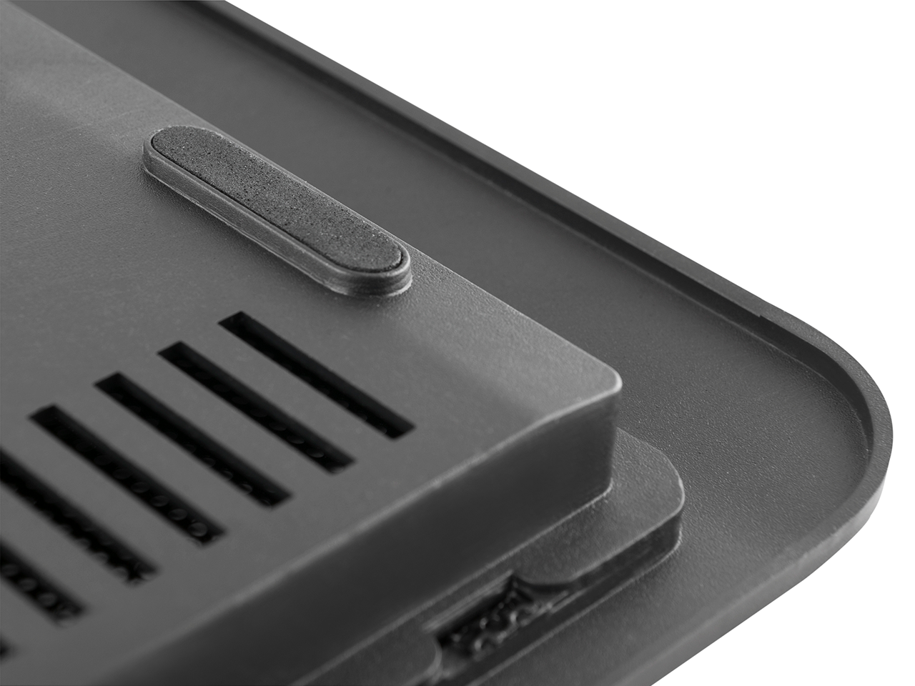 PODKŁADKA CHŁODZĄCA POD LAPTOPA 14 CALI Z PODŚWIETLANYM WENTYLATOREM LED Poziom hałasu 21 dB