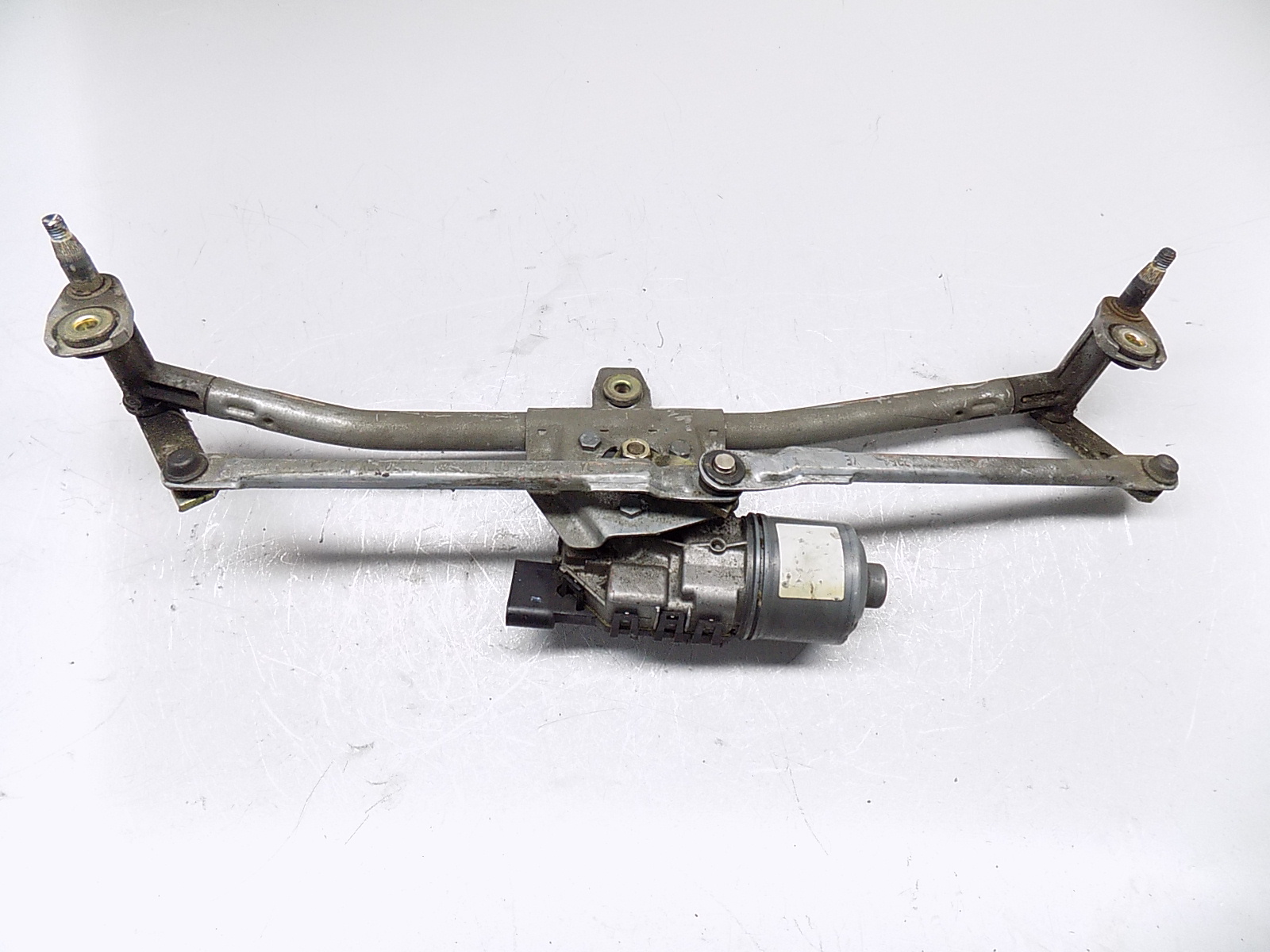 Audi a3 механизм стеклоочистителя. Трапеция ауди а3. Трапеция ауди а3. Трапеция дворников ауди а3 2012 год 8p. Audi a3 механизм стеклоочистителя.