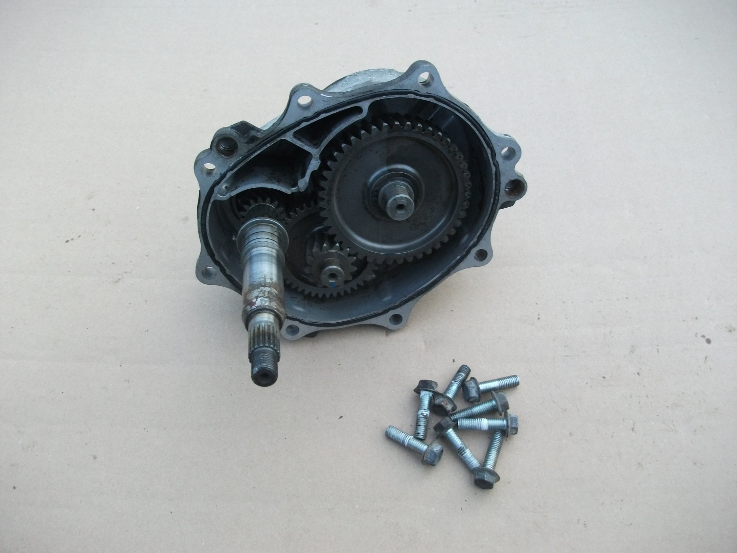 SUZUKI BURGMAN 125 K7 Трансмісія привід коробка