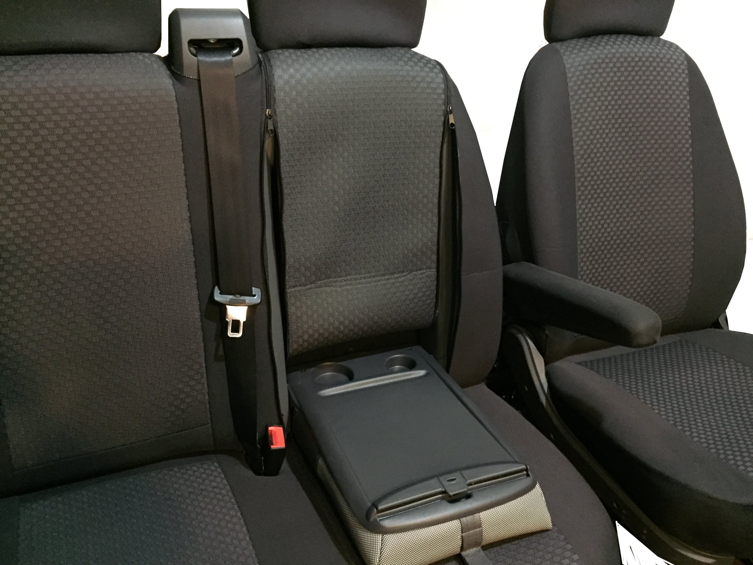 Fiat Ducato Boxer Jumper 7-osób 06-2021r. Pokrowce Kolor obszycia grafitowy szary