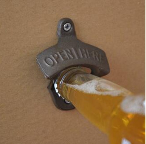 OTWIERACZ DO BUTELEK PIWA NA KAPSLE NA ŚCIANĘ Marka DKM