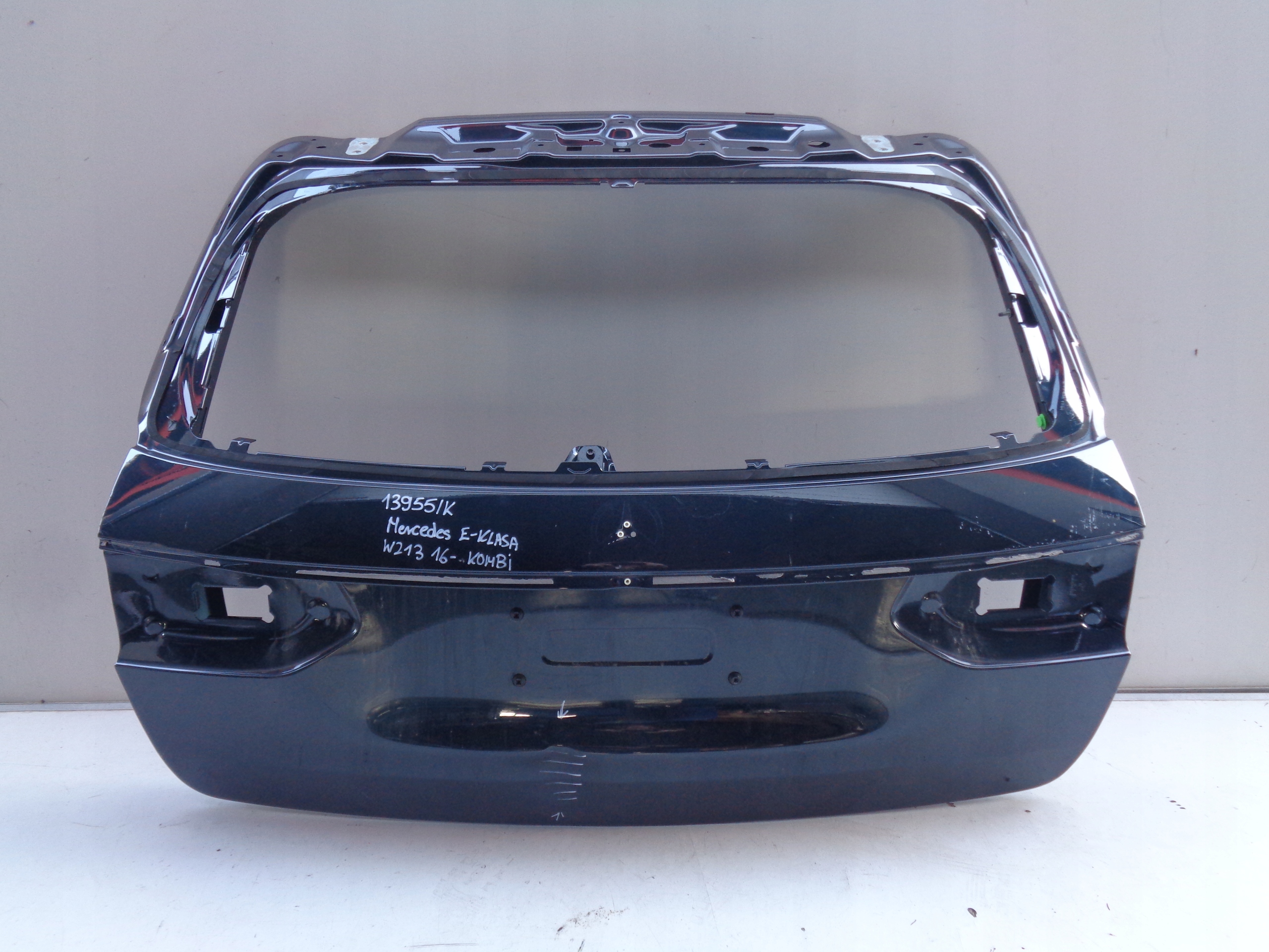 КРИШКА ЗАДНЯ MERCEDES Е-КЛАС W213 16- УНІВЕРСАЛ 13955