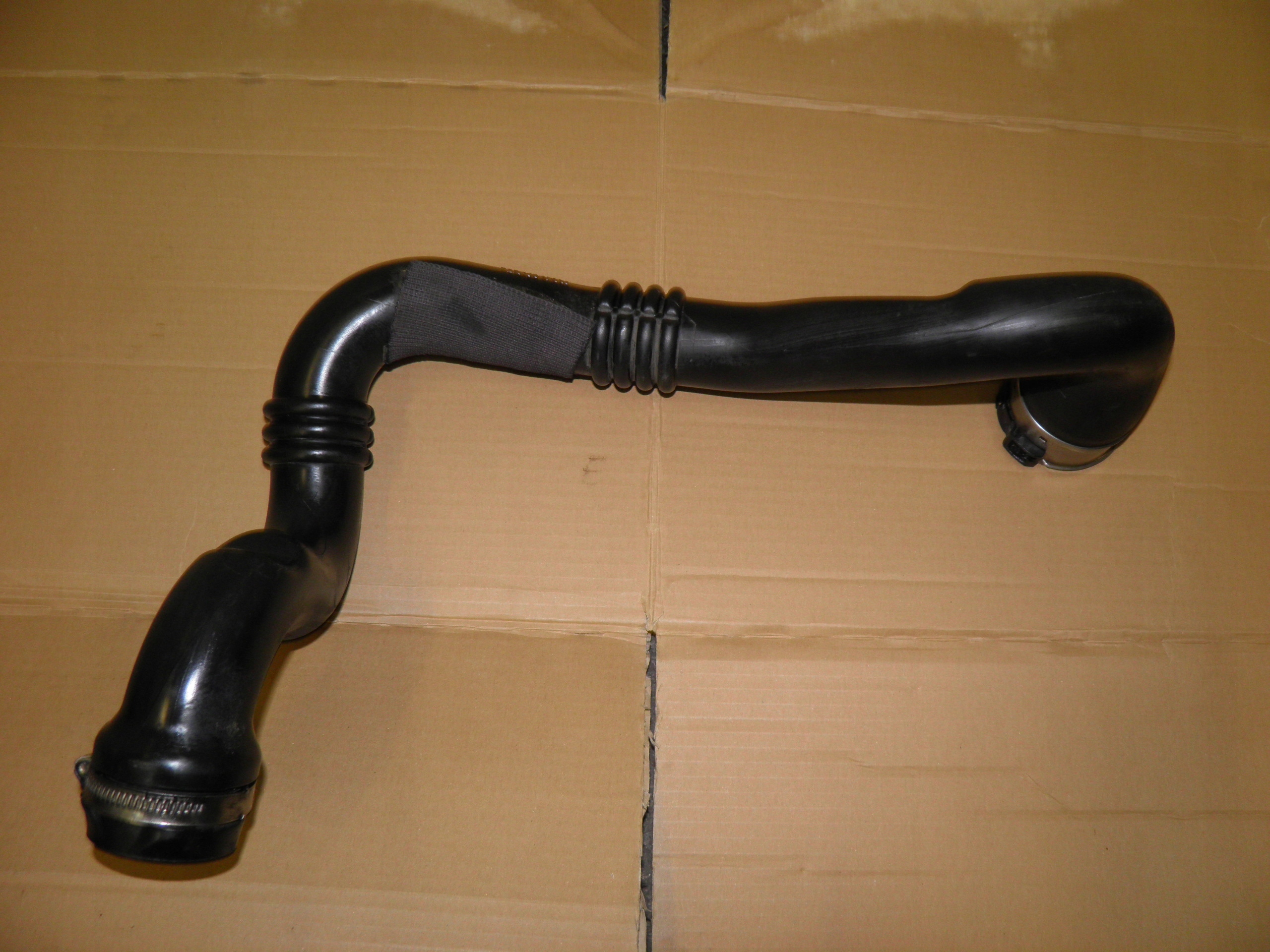 Renault OE44605593r przewod турбины інтеркулера