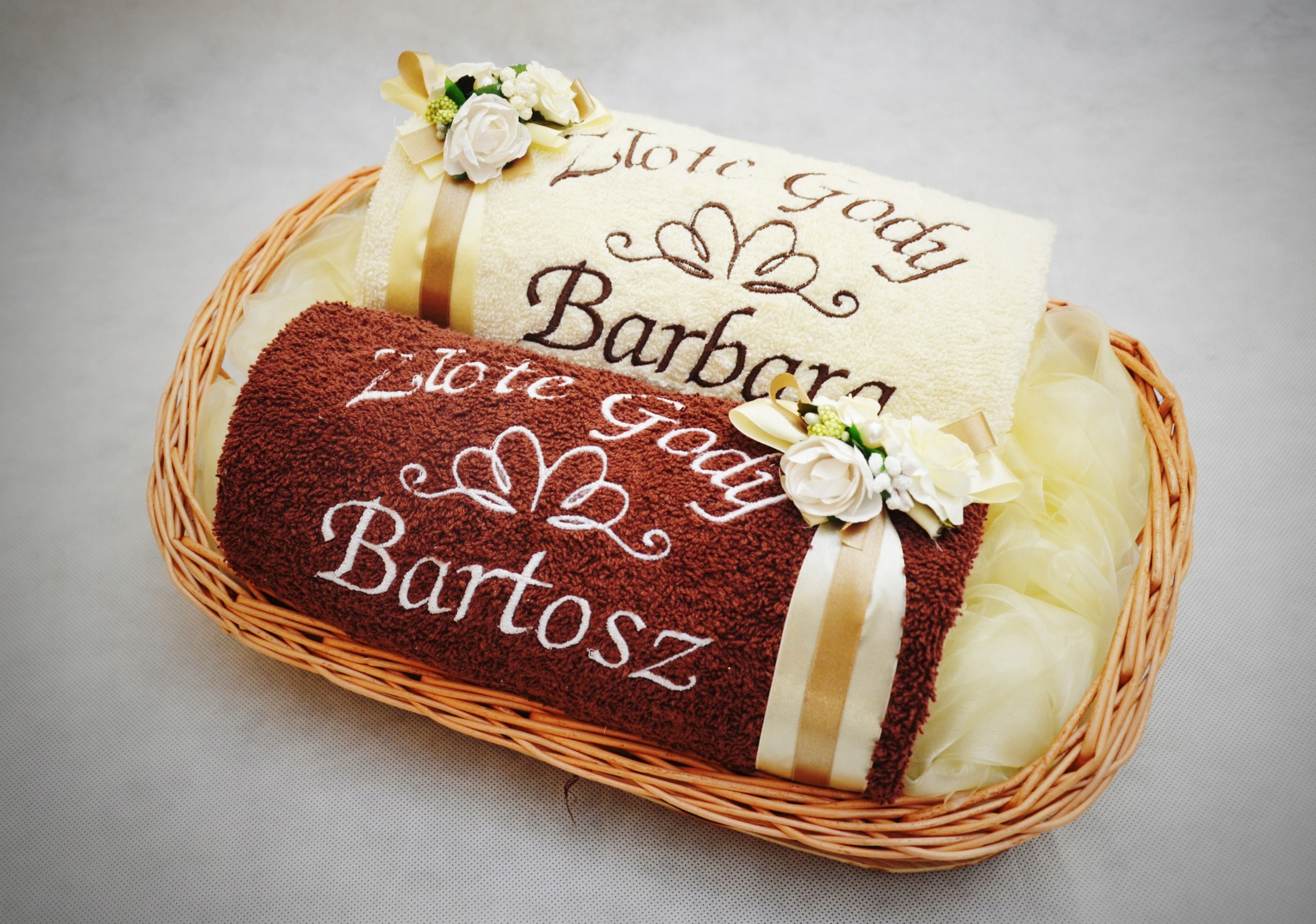 100% Oryginalny Prezent Ręczniki z Haftem w Koszu EAN (GTIN) 5903707302536