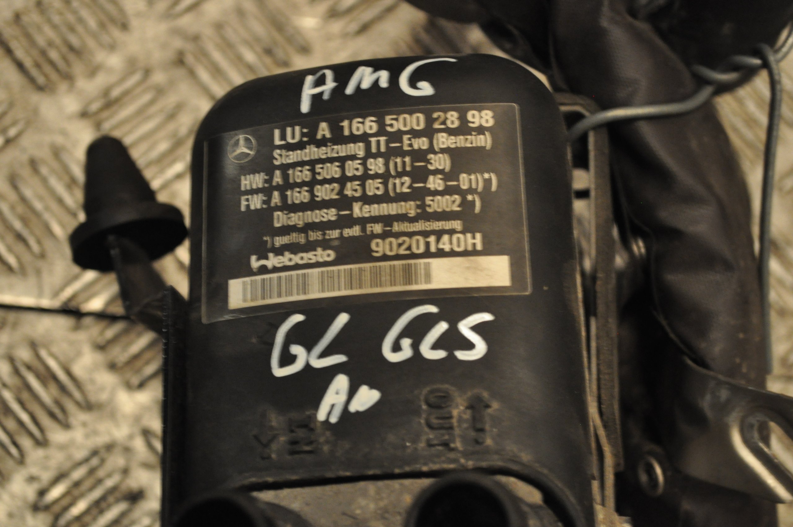 IDEALNE WEBASTO MERCEDES GL ML GLS W166 BENZYNA 1 Producent części Mercedes-Benz OE