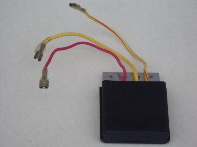 REGULATOR NAPIĘCIA POLARIS TRAIL BOSS 250 300 350L Numer katalogowy części RN-087-250-BOS-01