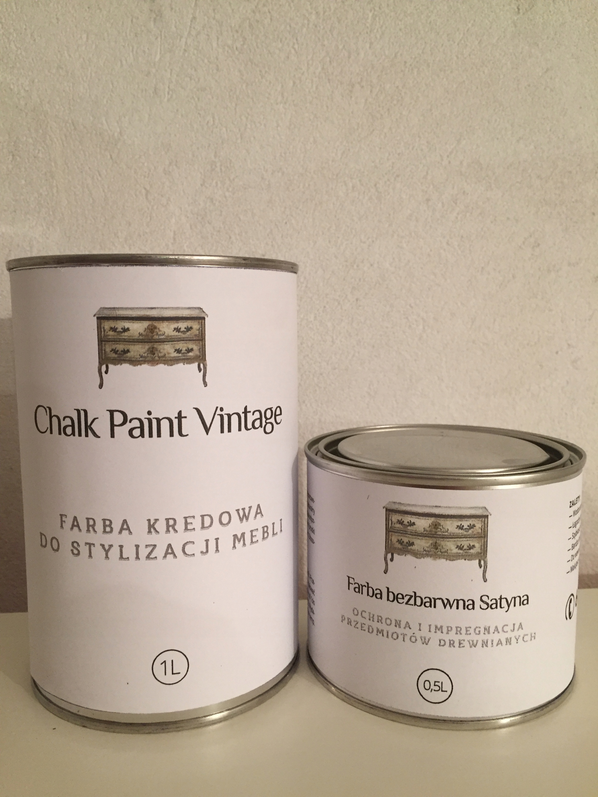 

Zestaw 2w1 Farba kredowa 1L +lakier satynowy 0,5 L