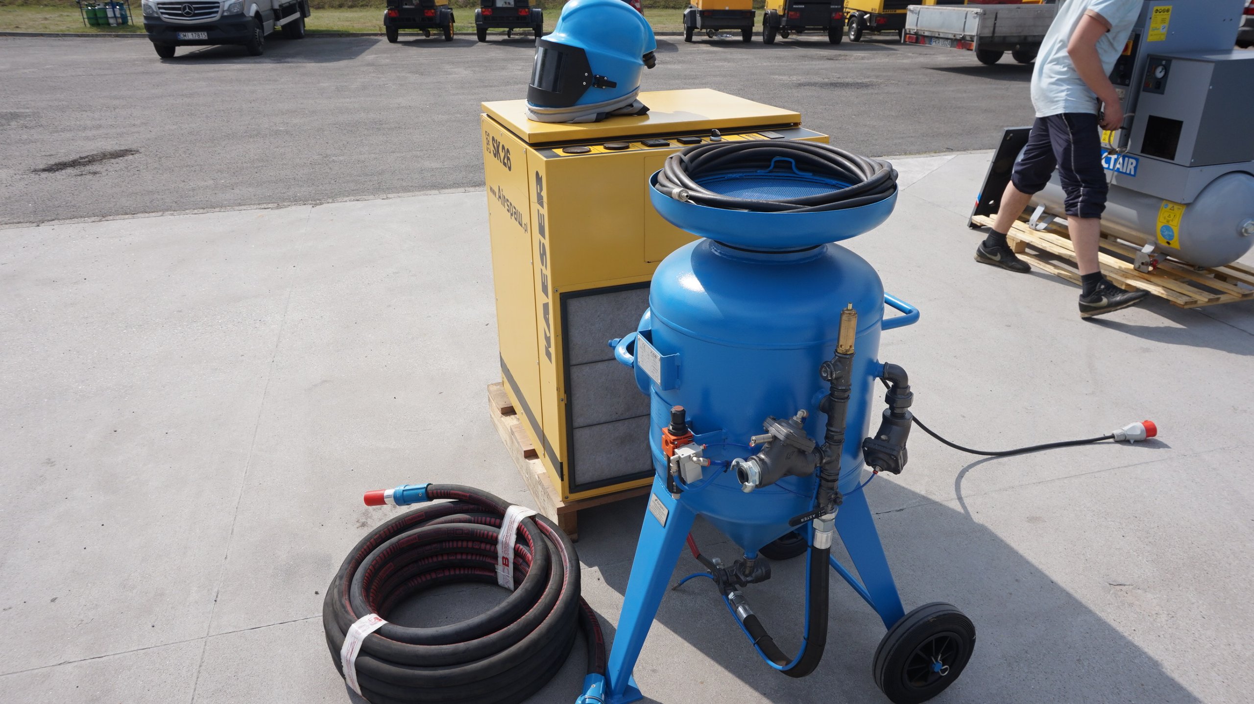 PIASKARKA 60L+ SPRĘŻARKA KAESER 15KW+ZBIORNIK 500L Marka CB