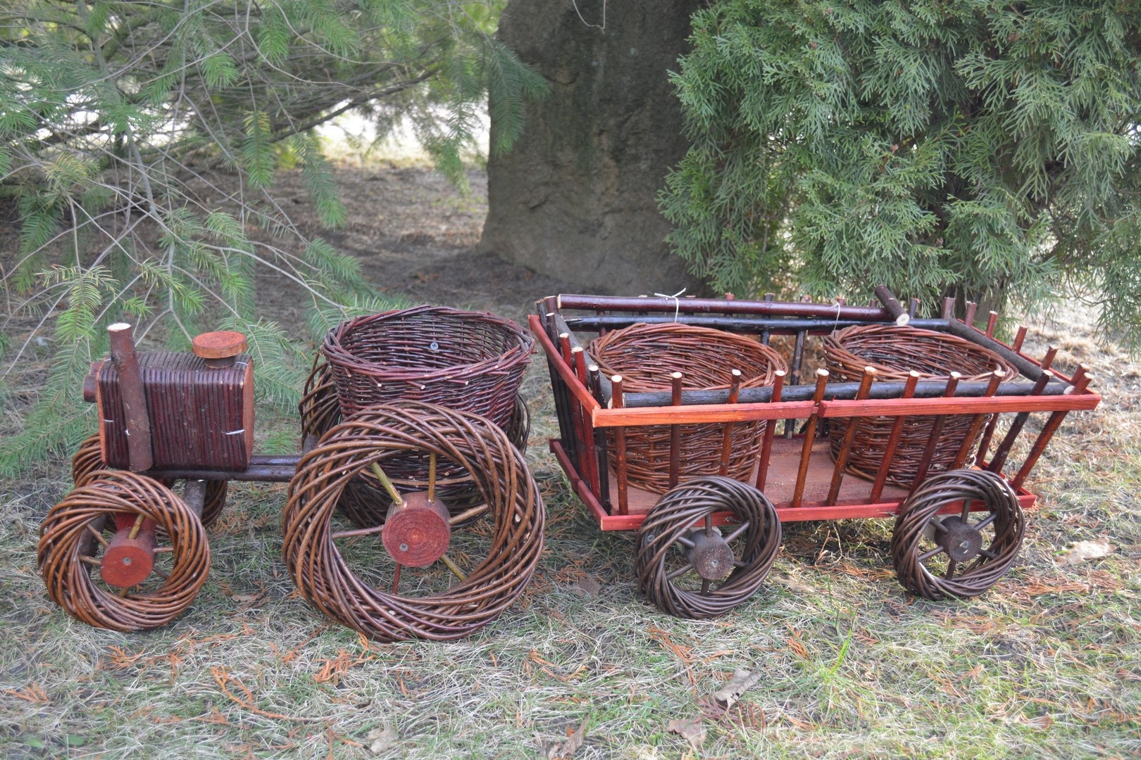 Wiklina ogrodowa Kwietnik na kwiaty Wóz + Traktor Długość maksymalna 1 cm