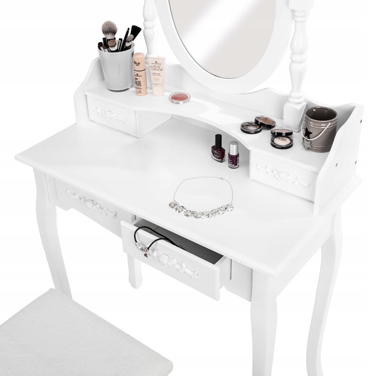 стол для нанесения макияжа