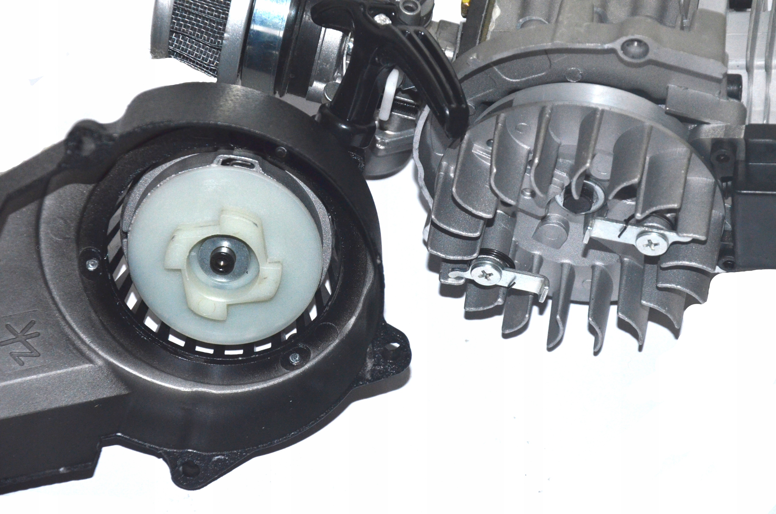 SILNIK POCKET DIRT BIKE MINI CROSS GRATIS 60 CCM Waga produktu z opakowaniem jednostkowym 5 kg