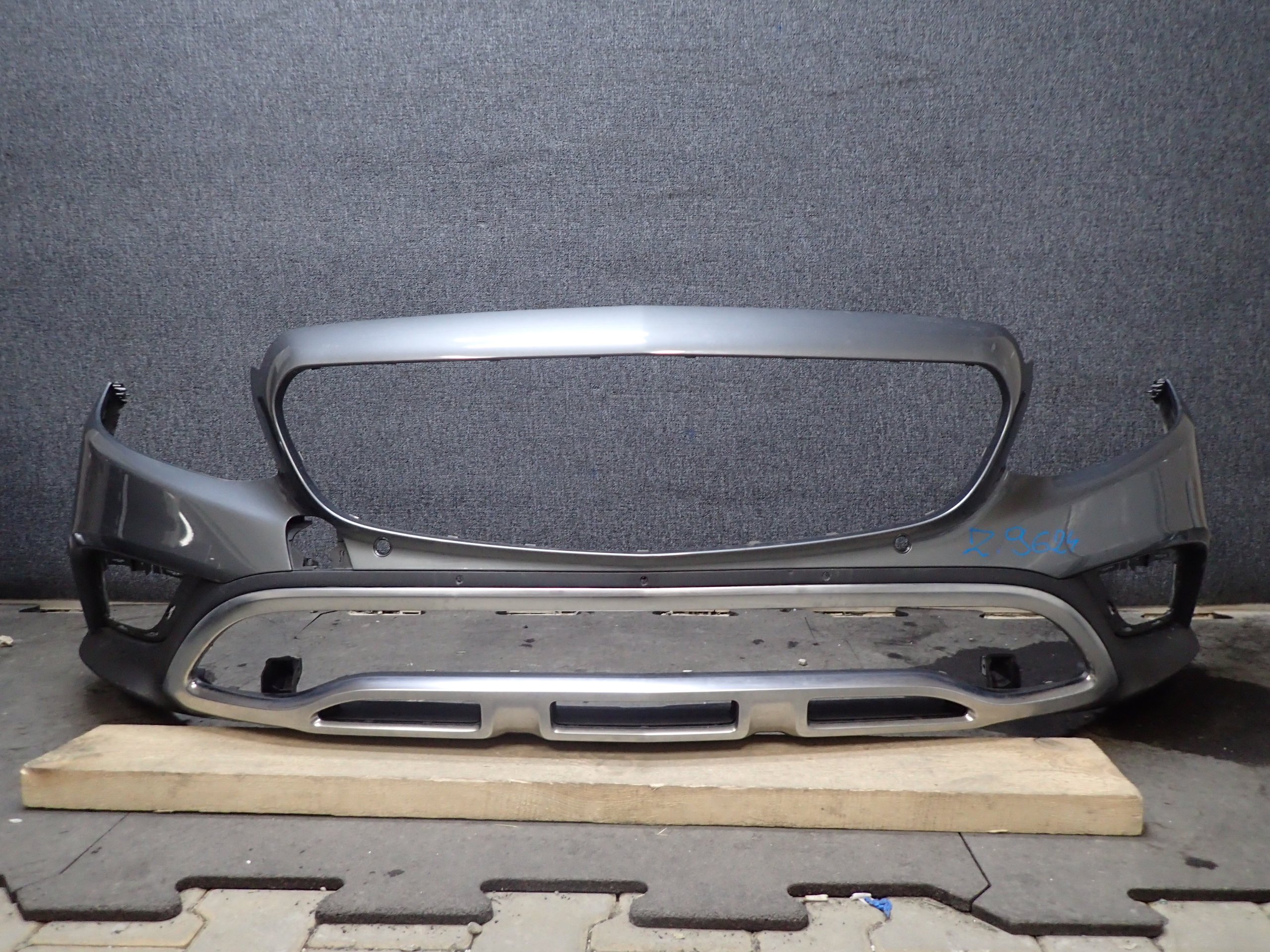 бампер передний MERCEDES e класс W213 17