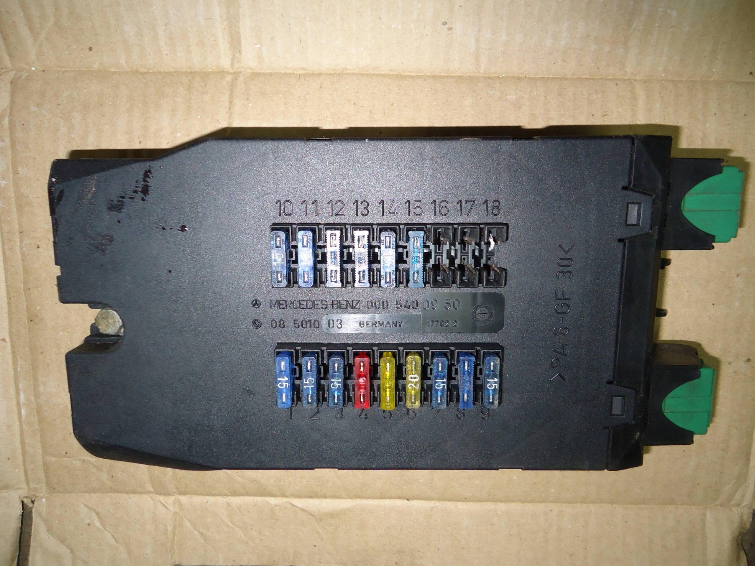 PANEL PLYTA BEZPIECZNIKOW MERCEDES SPRINTER 95 00R