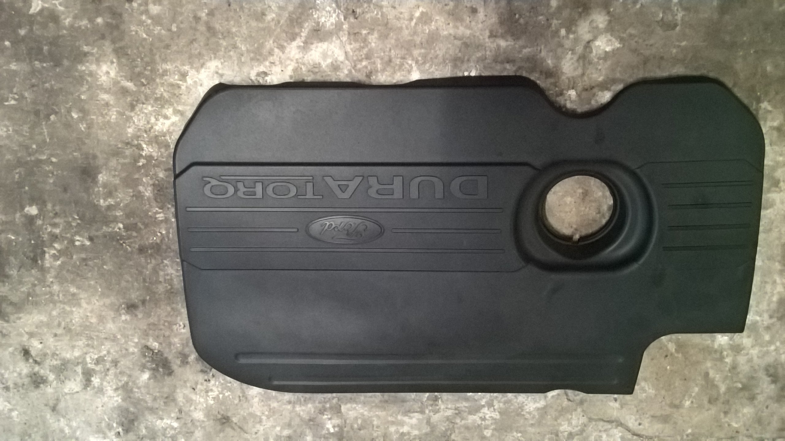 КРИШКА ДВИГУНА ВЕРХНЯ ДЛЯ FORD FOCUS MK3 2017R НОВИЙ