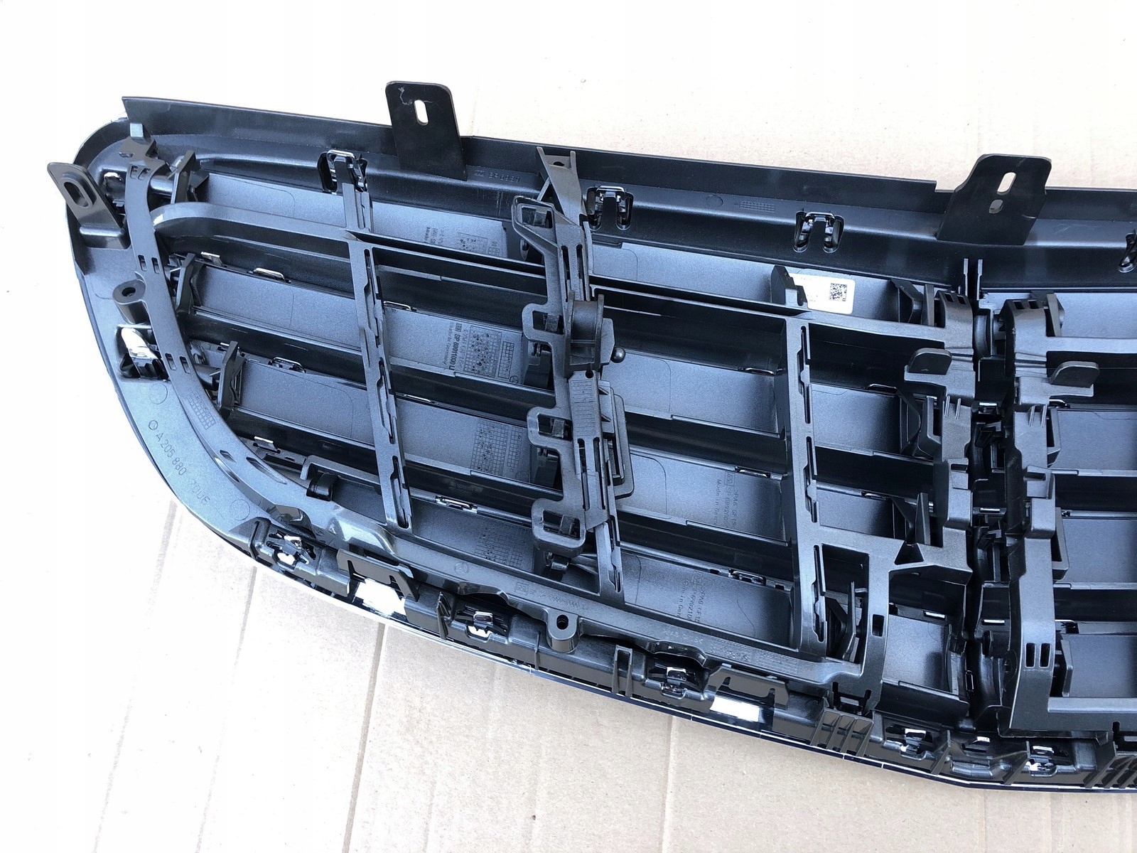 решетка радиатора MERCEDES W205 Elegance - ASO