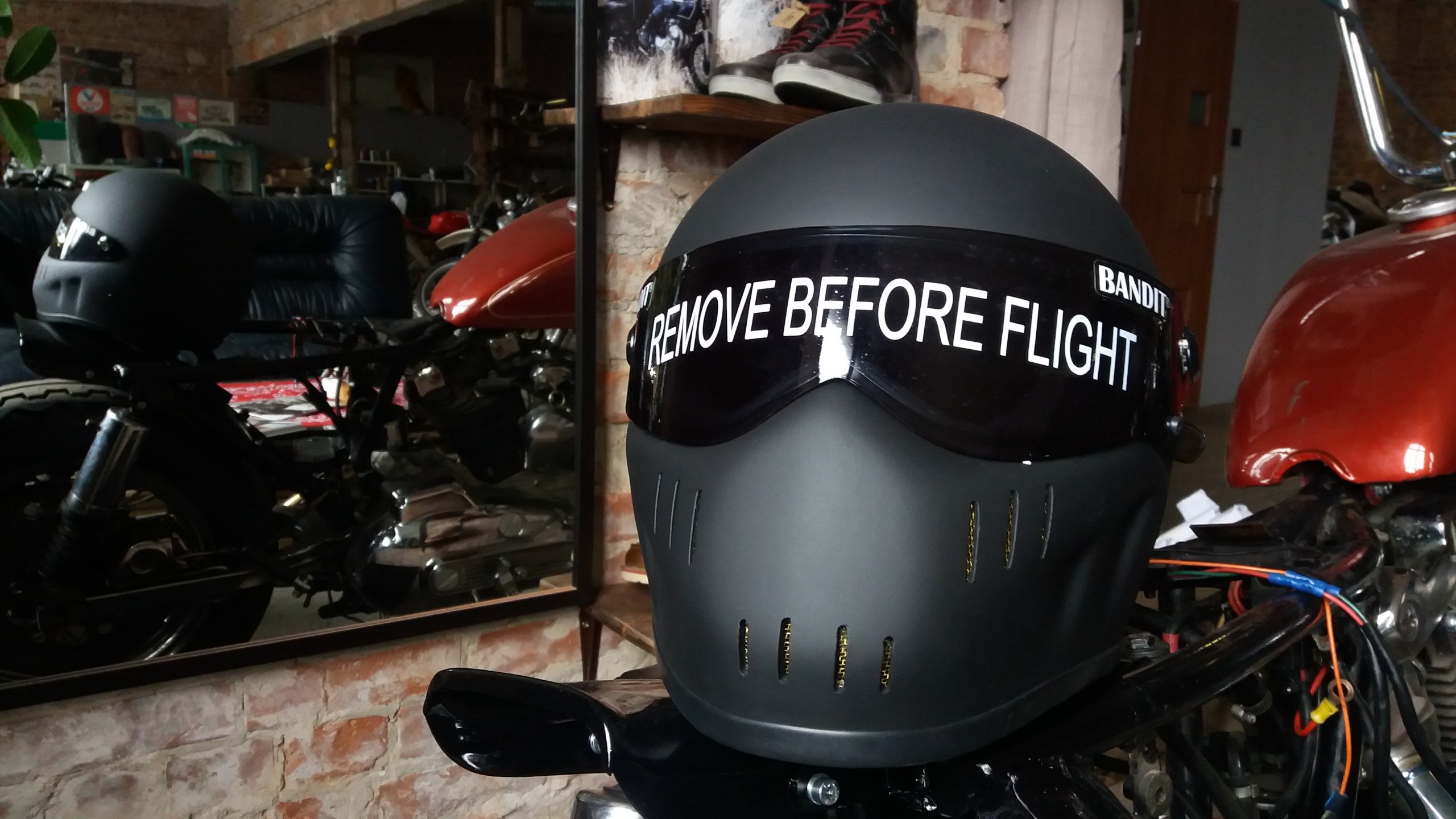 BANDIT XXR MADMAX KASK MOTOCYKLOWY HARLEY 3XL Rozmiar XXXL