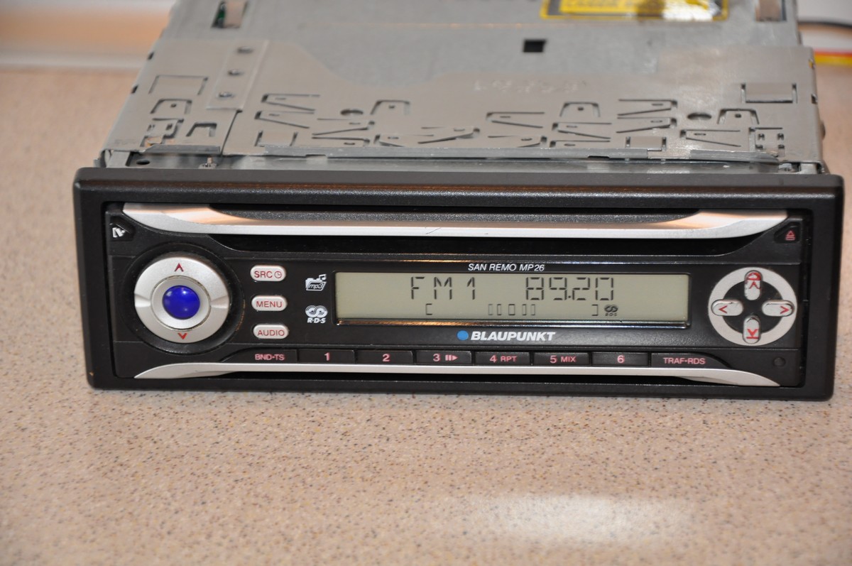 RADIO SAMOCHODOWE BLAUPUNKT SAN REMO FM RDS 4x 45W Montaż 1-DIN