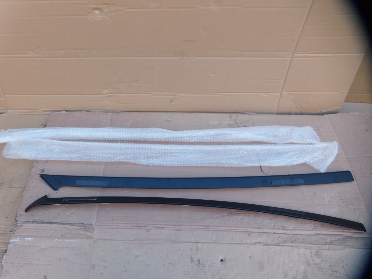 OSLONA SZYBY PRZEDNIEJ CITROEN C3 2013