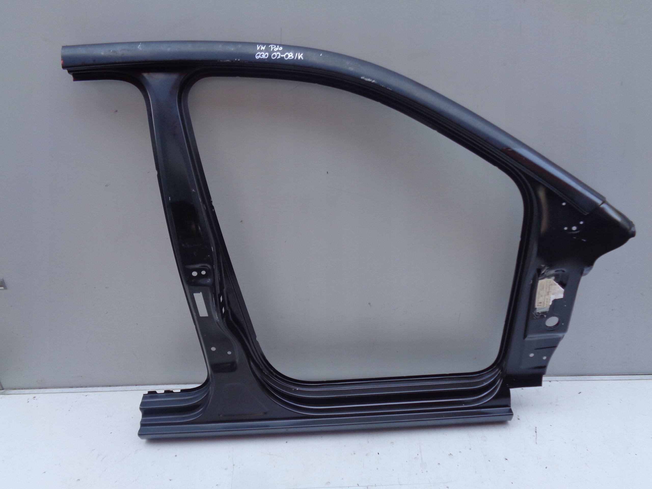 SŁUPEK PRAWY PRZEDNI REPERATURKA VW POLO 6Q0 02-08