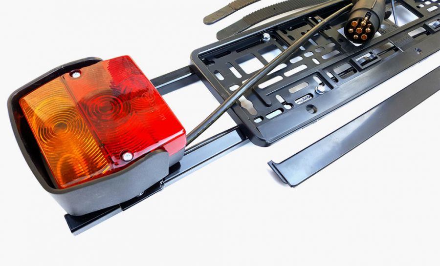 DODATKOWA TABLICA LISTWA SWIETLNA AMOS 7PIN PASKi Producent code 7807