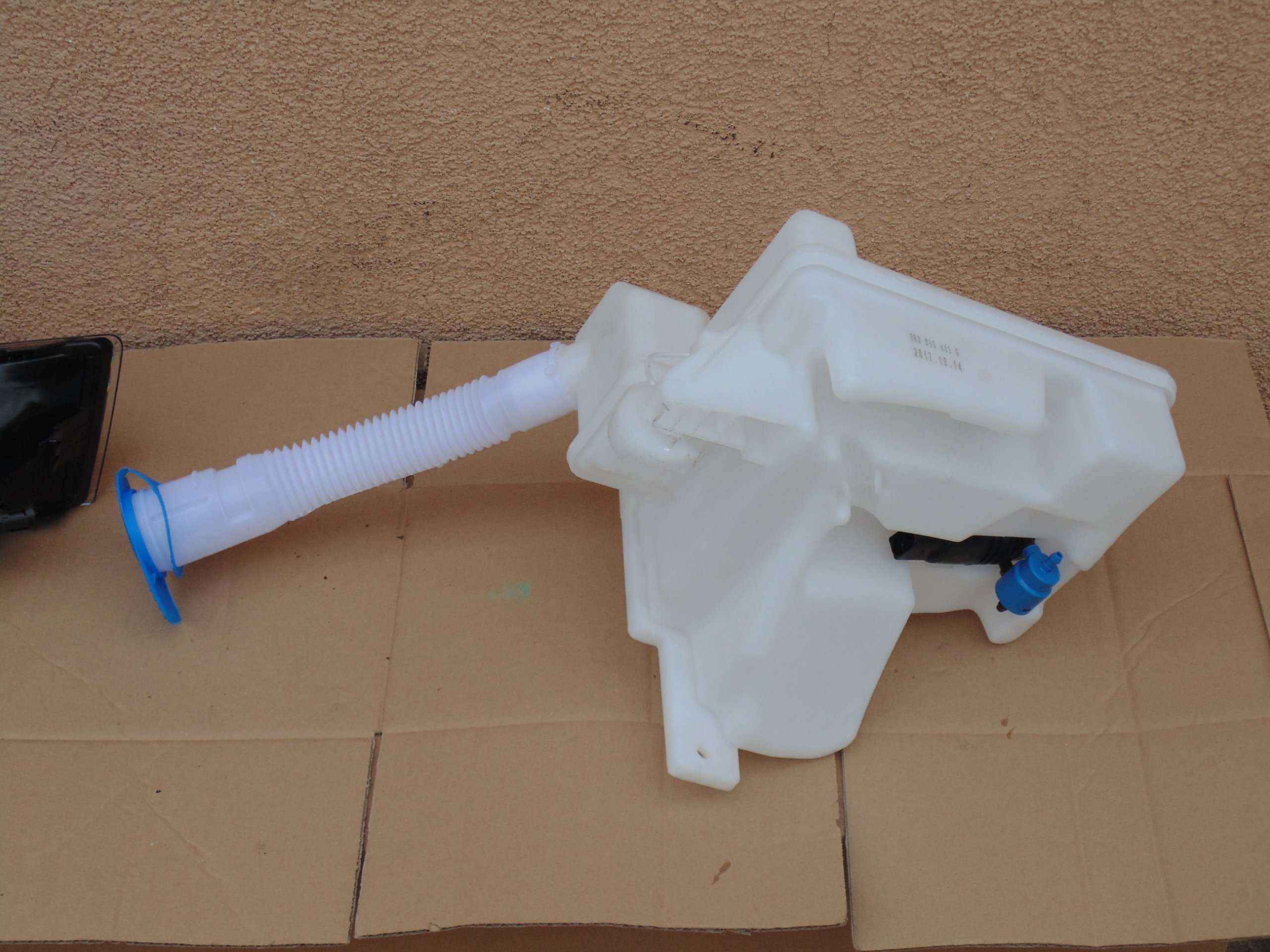 6R095545G - Бачок омывателя Rapid Toledo 6R0955453G