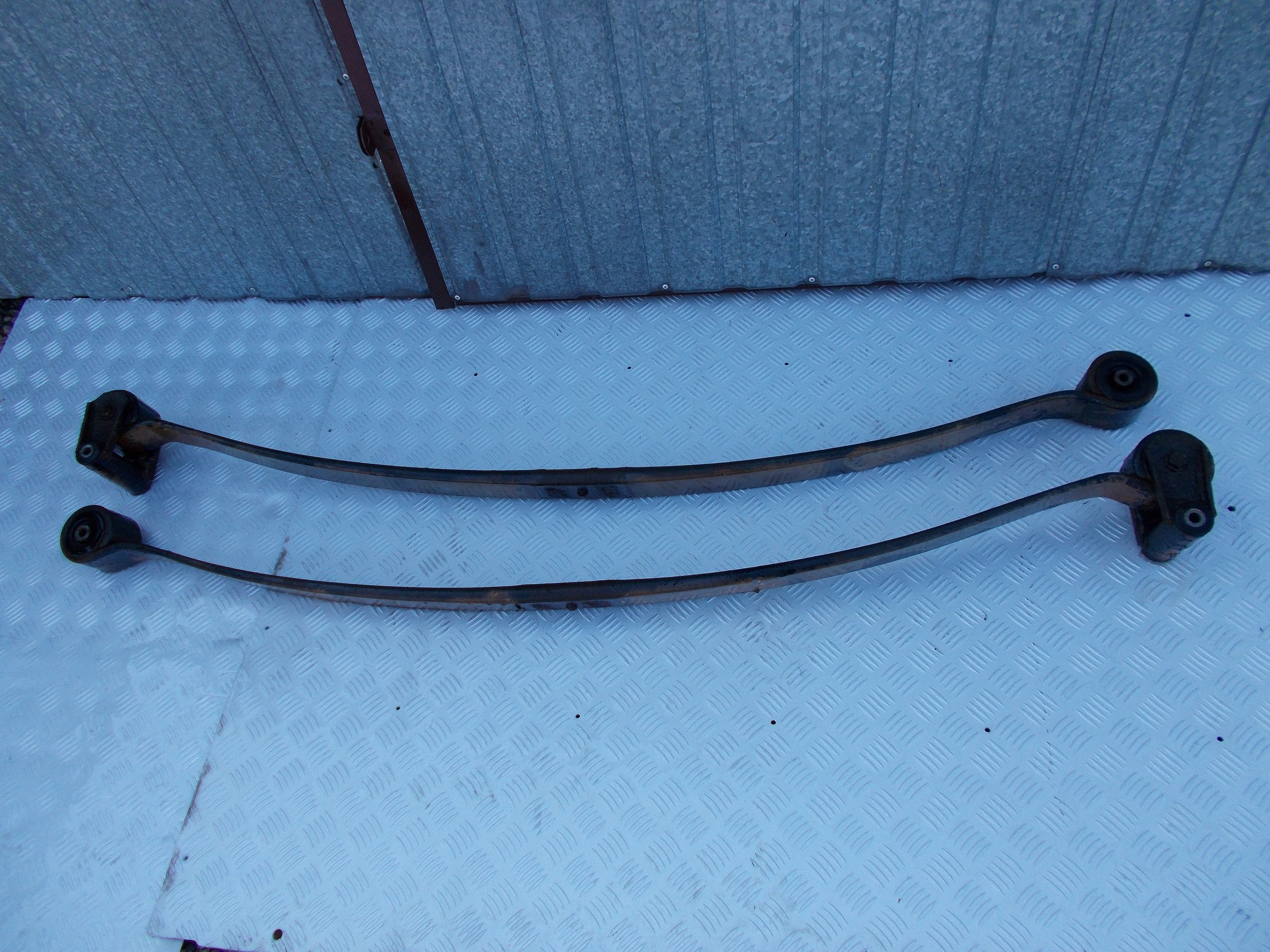 рессора передняя 4х листовая мерседес 1317l. 701203ms-2912101-10. рессора спринтер 906 задняя. рессора мерседес спринтер задняя. рессора мерседес спринтер задняя.