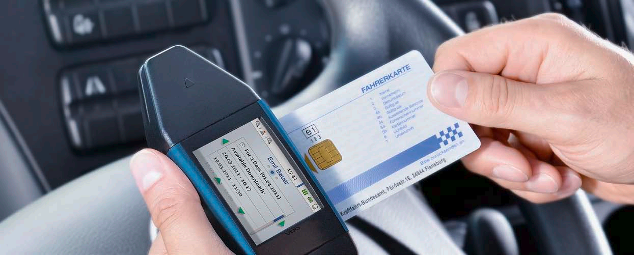 DLKPro S czytnik VDO do tachografów SMART 4.1 i kart kierowców G2v2 Kod producenta DLK Pro S