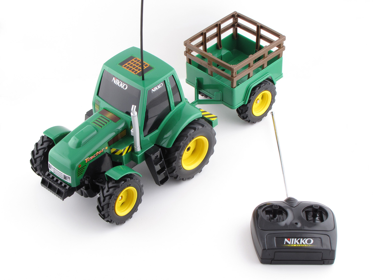 TRAKTOR Z PRZYCZEPĄ ZDALNIE STEROWANY NIKKO Bohater brak