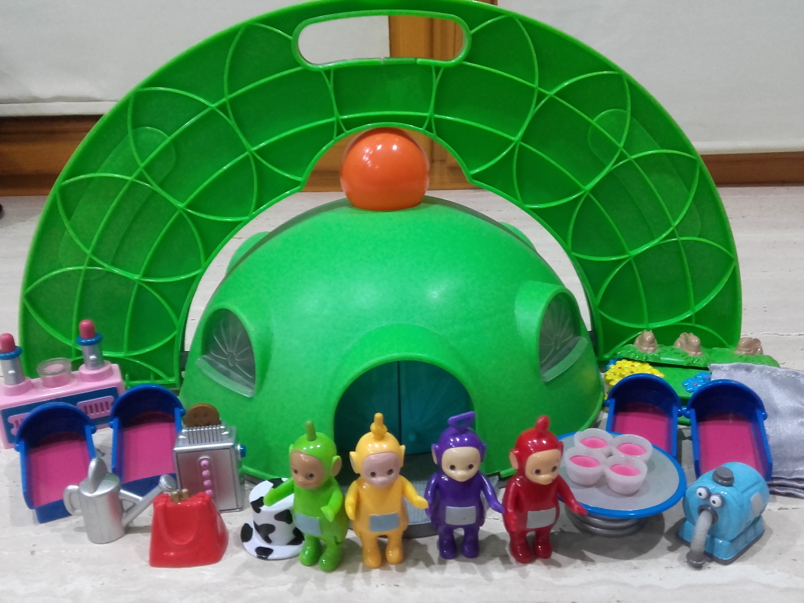 Teletubisie Domek Teletubisiów Tomy 7344240455 Oficjalne