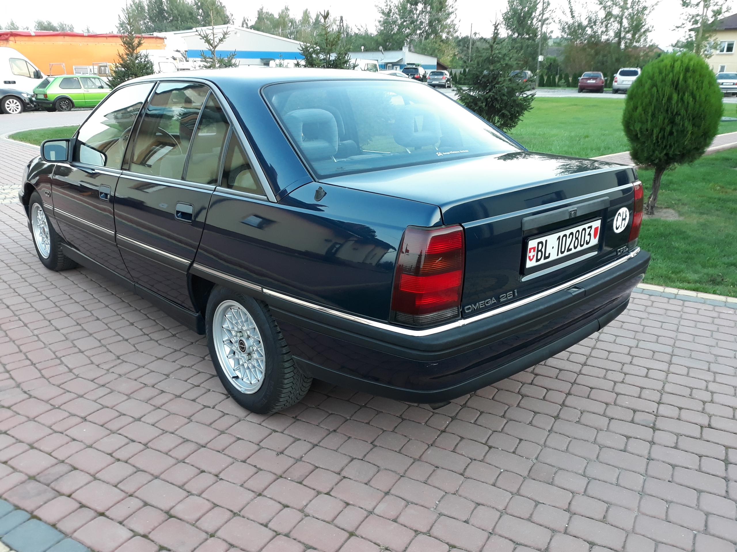 Opel omega 1990