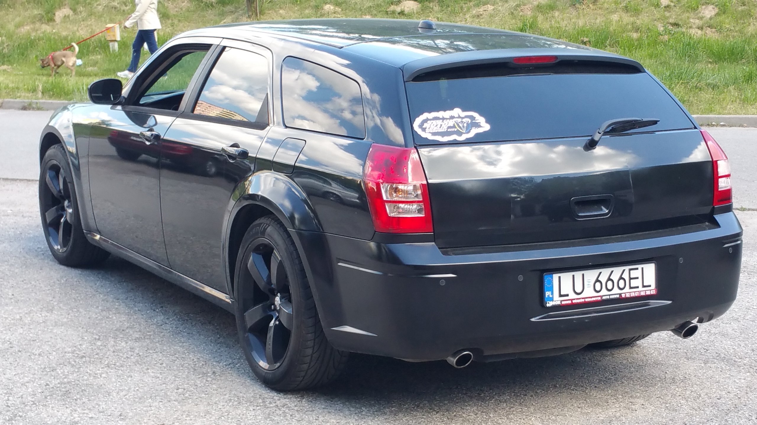 Dodge magnum hemi