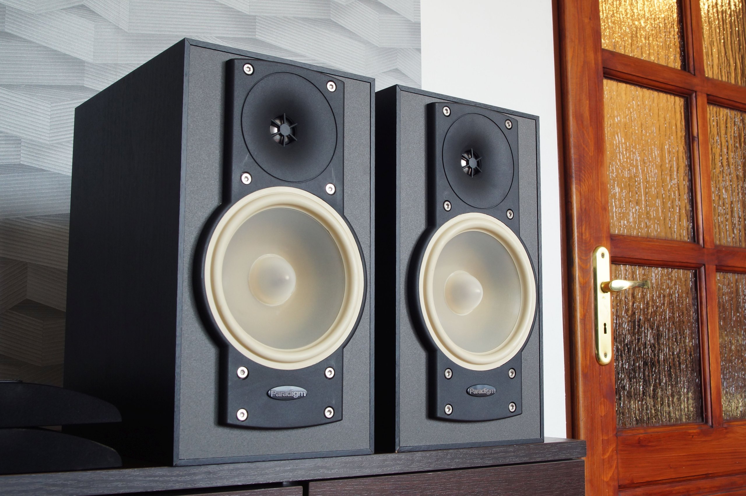 Paradigm monitor 11. Колонки Paradigm Monitor 5. Paradigm Monitor 3. Paradigm Monitor 9 v6.