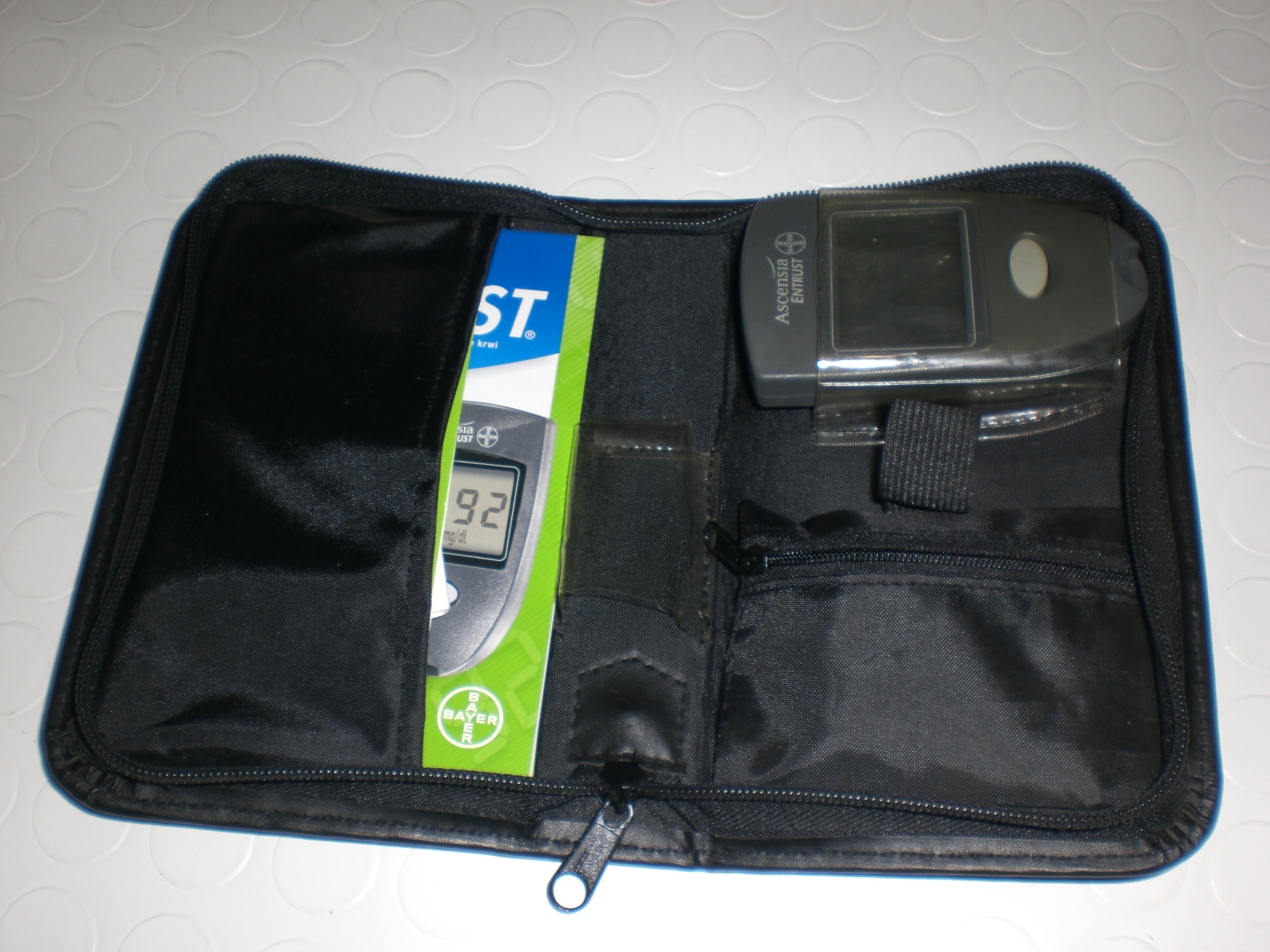 GLUKOMETR ASCENSIA ENTRUST +POKROWIEC ETUI BAYER - 7089834916 ...