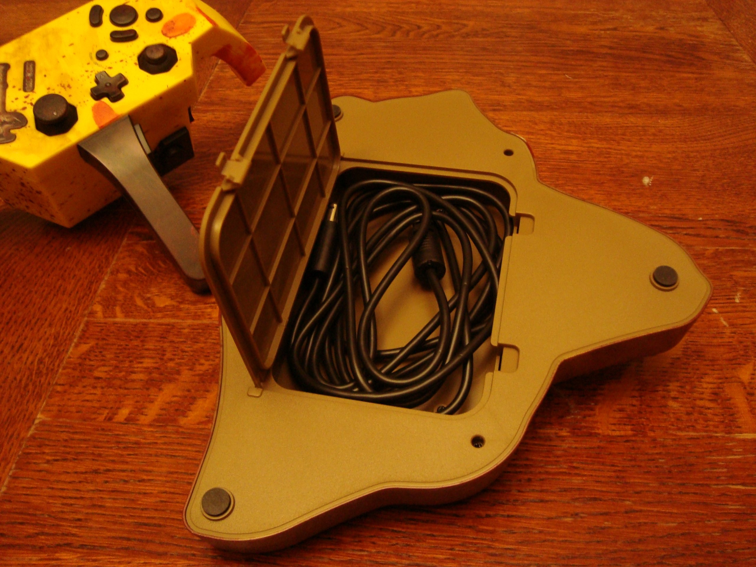 Resident Evil 4 Chainsaw Controller GameCube 7213236002 oficjalne
