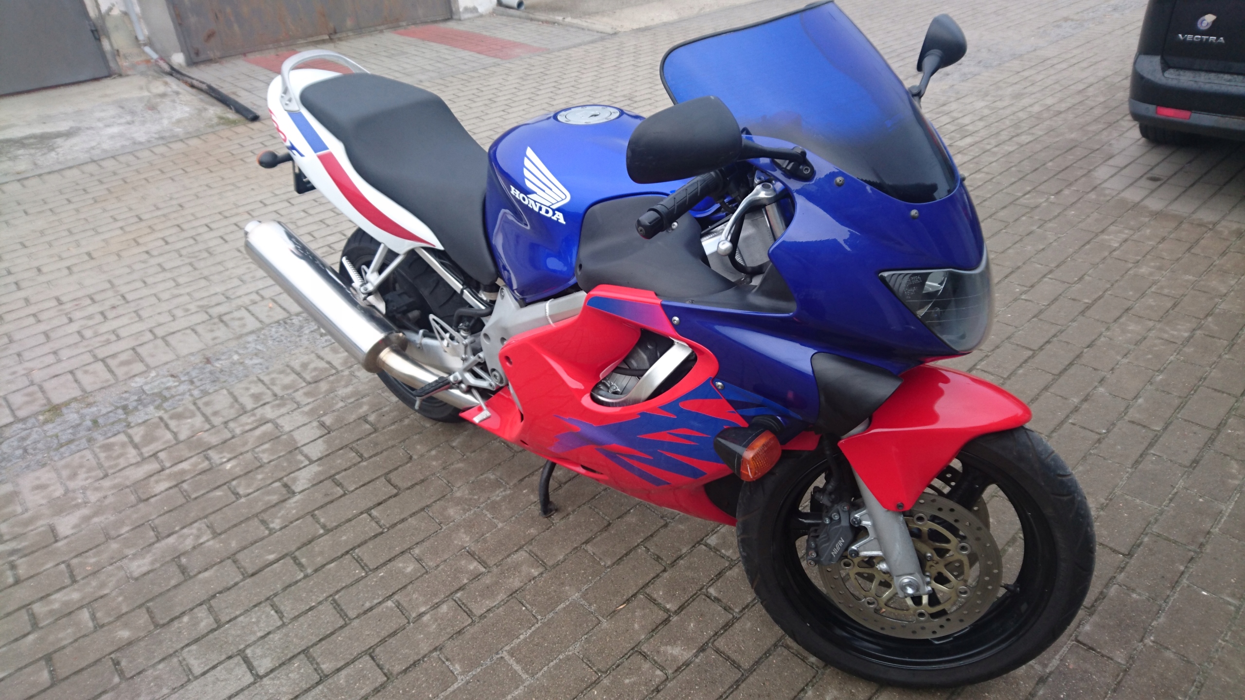 honda cbr600f 2000