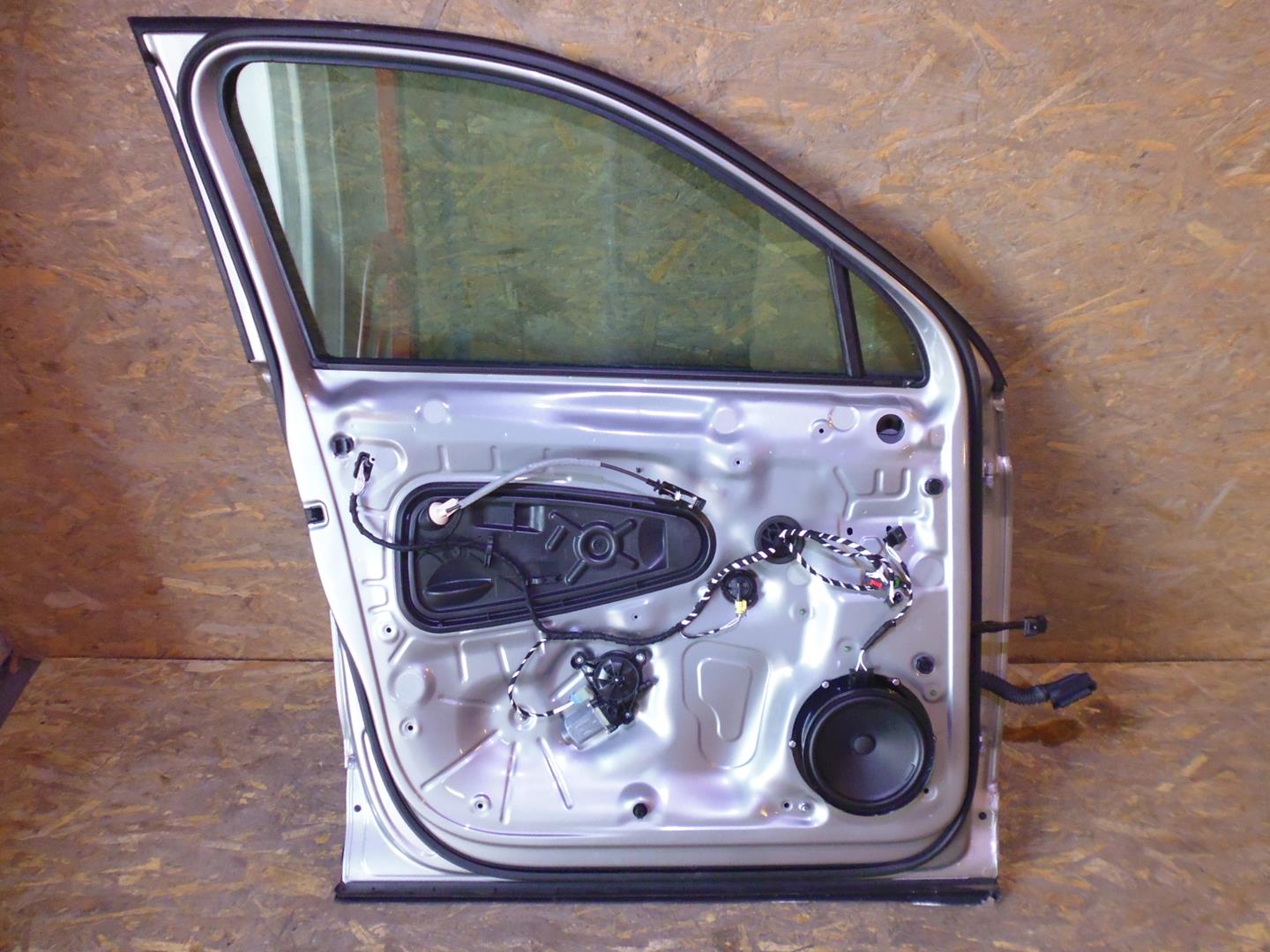 Drzwi przód przednie lewe VW TIGUAN 5NA 7015439545