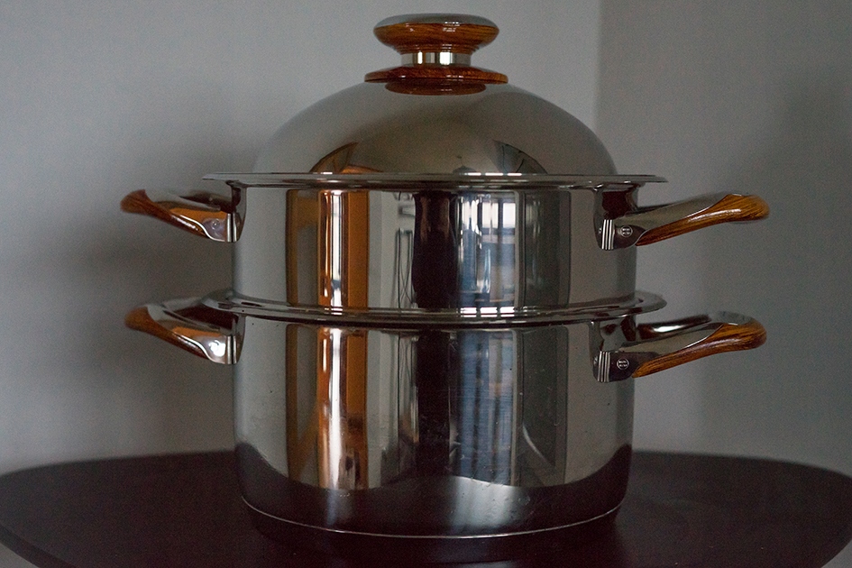 The Philipiak Futuro 5.2L (24 cm) Large Pot with Lid