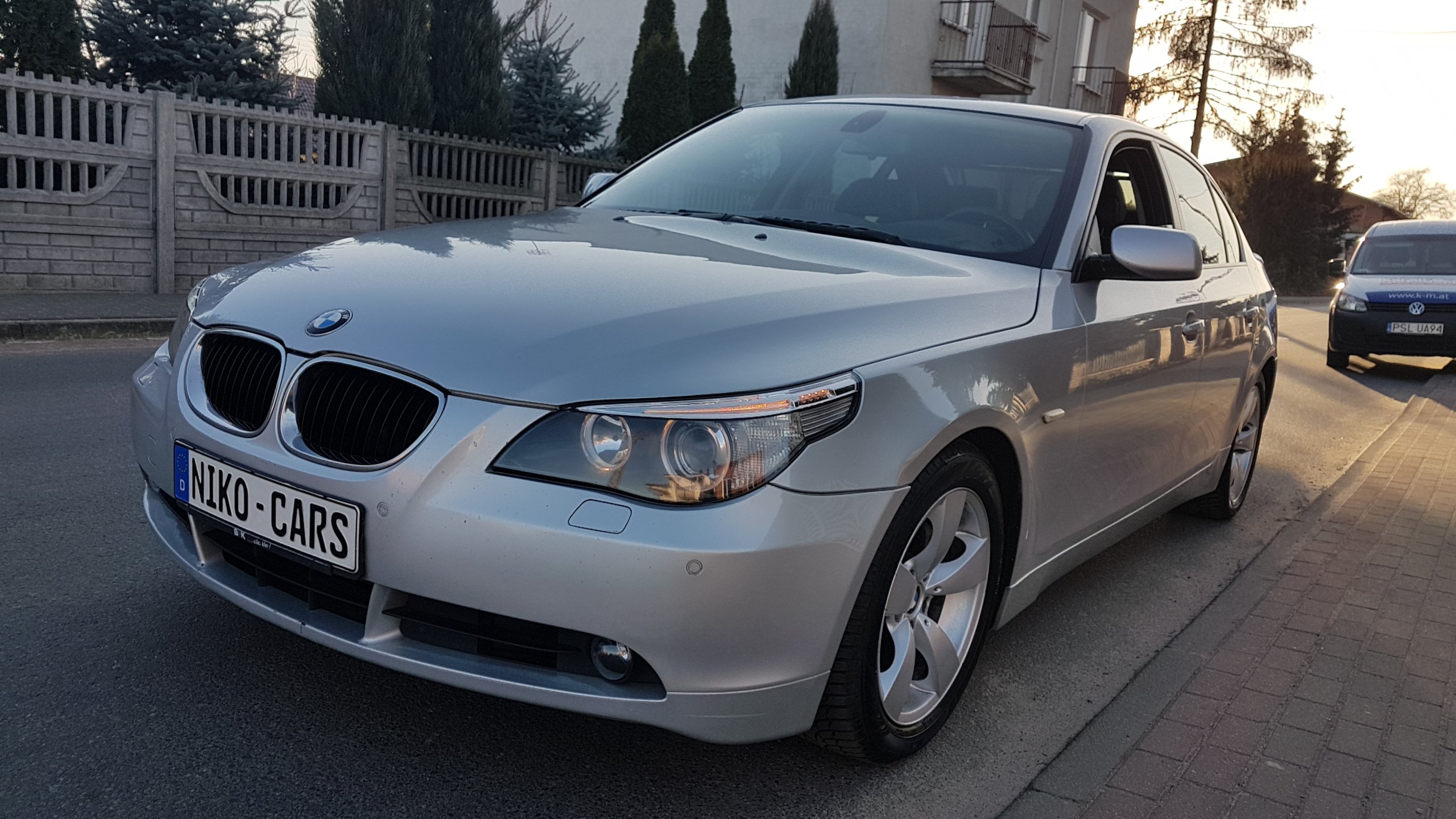 Bmw e60 2007 год 530xi полный привод 3л на сколько хватает полный бак