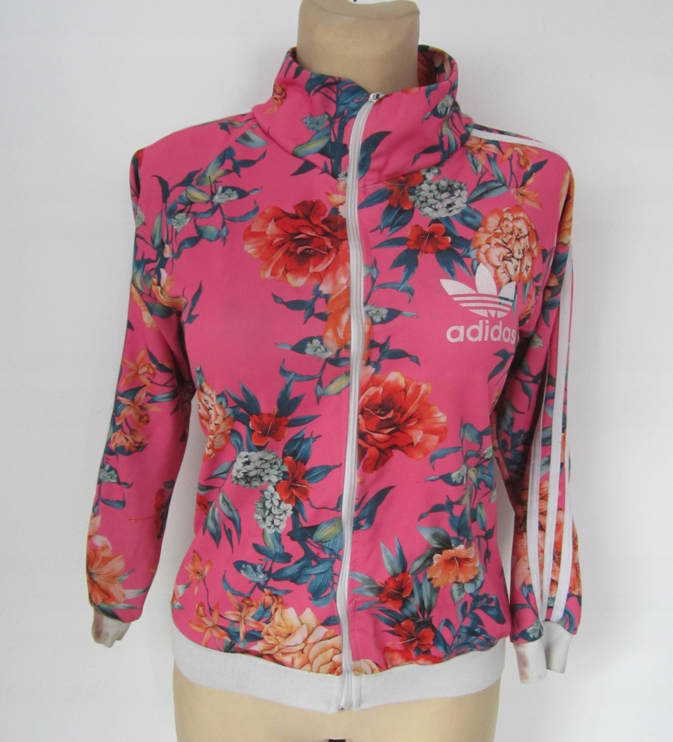 adidas bluza w kwiaty adidas bluza w kwiaty