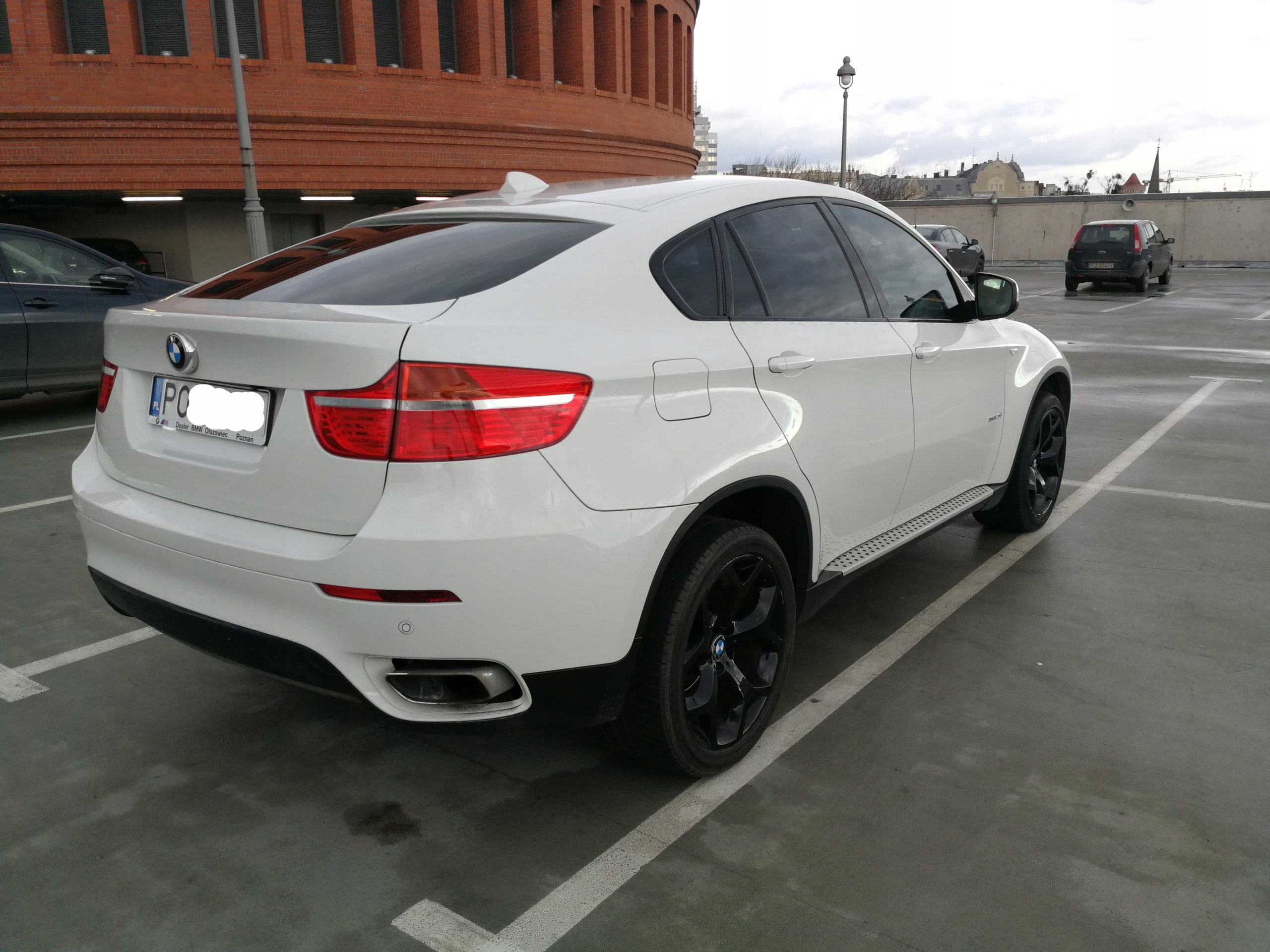 Bmw x6 salon