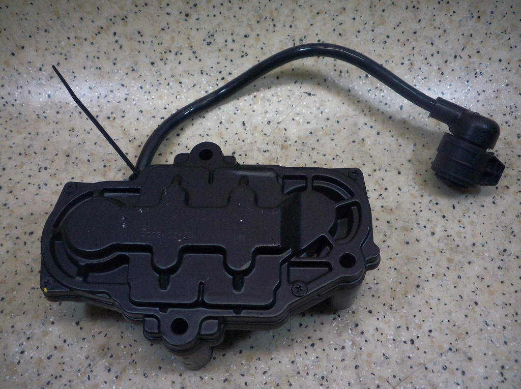 TWM-64C927EA4F4 - Привод сцепления VOLVO FH13 RENAULT DXI 21008344