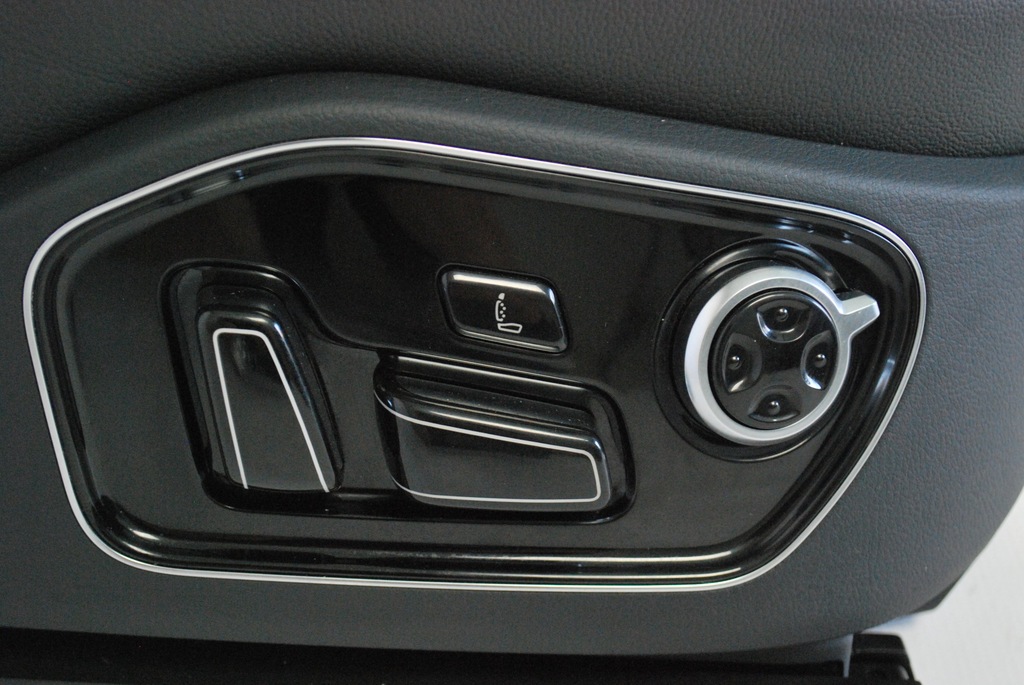  места набор skóra boczki Audi A8 S8 D4